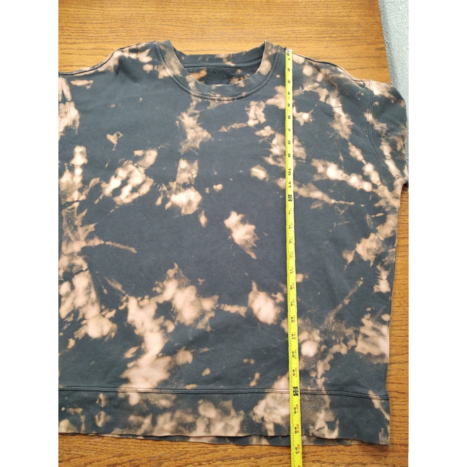 Lululemon Lululemon Womens Sweatshirt L Gray Perfectly Oversized Crew Acid Wash Tie Dye Size L / US 10 / IT 46 - 7 Thumbnail