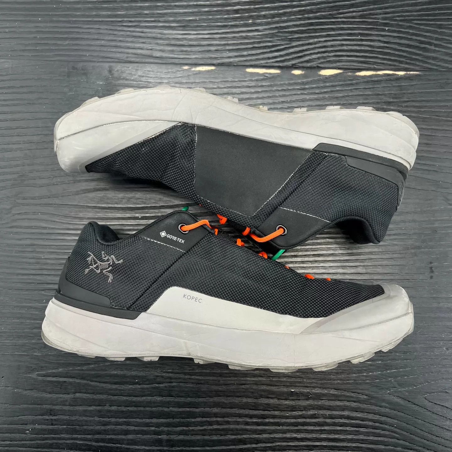 Arc'teryx Arc'teryx Kopec Jacket Black & Gray 44.5 Size US 11.5 / EU 44-45 - 2 Thumbnail