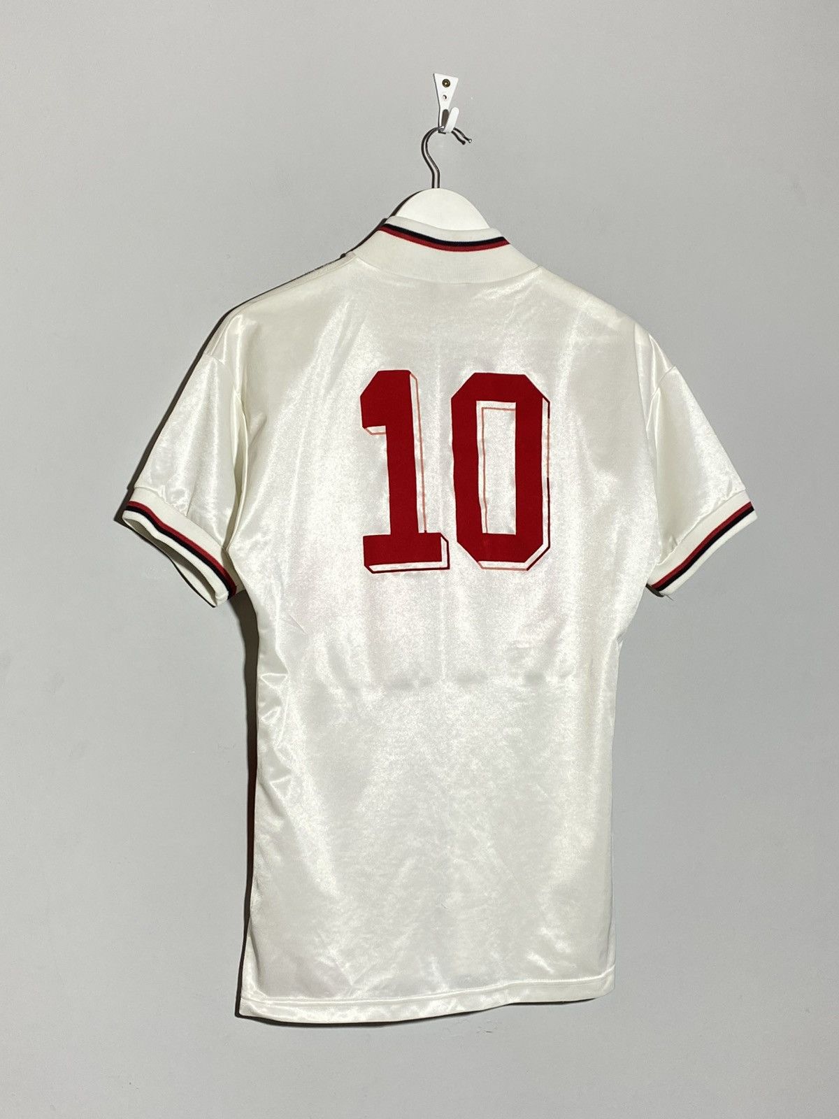 Adidas Vintage Adidas VfB Stuttgart 1994/95 Home Jersey #10 Balakov Size US S / EU 44-46 / 1 - 2 Thumbnail
