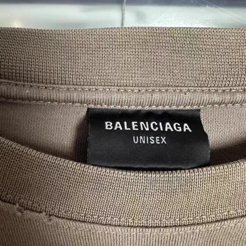 Balenciaga Balenciaga Destroy lettering logo short sleeve, khaki colo Size US XS / EU 42 / 0 - 3 Thumbnail