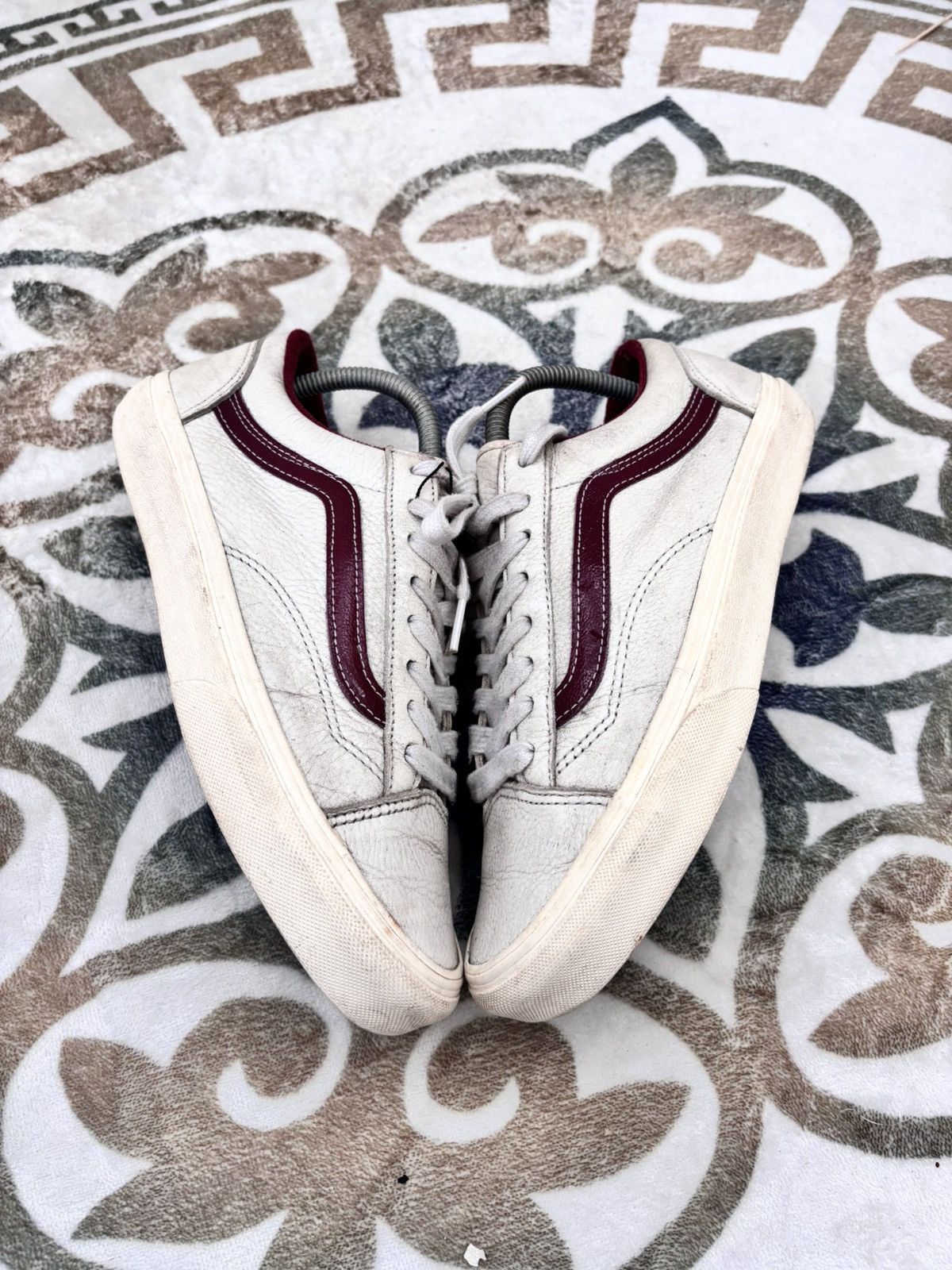 Vans Vans Oldskool Leather White 40Eur Size US 7.5 / EU 40-41 - 1 Thumbnail