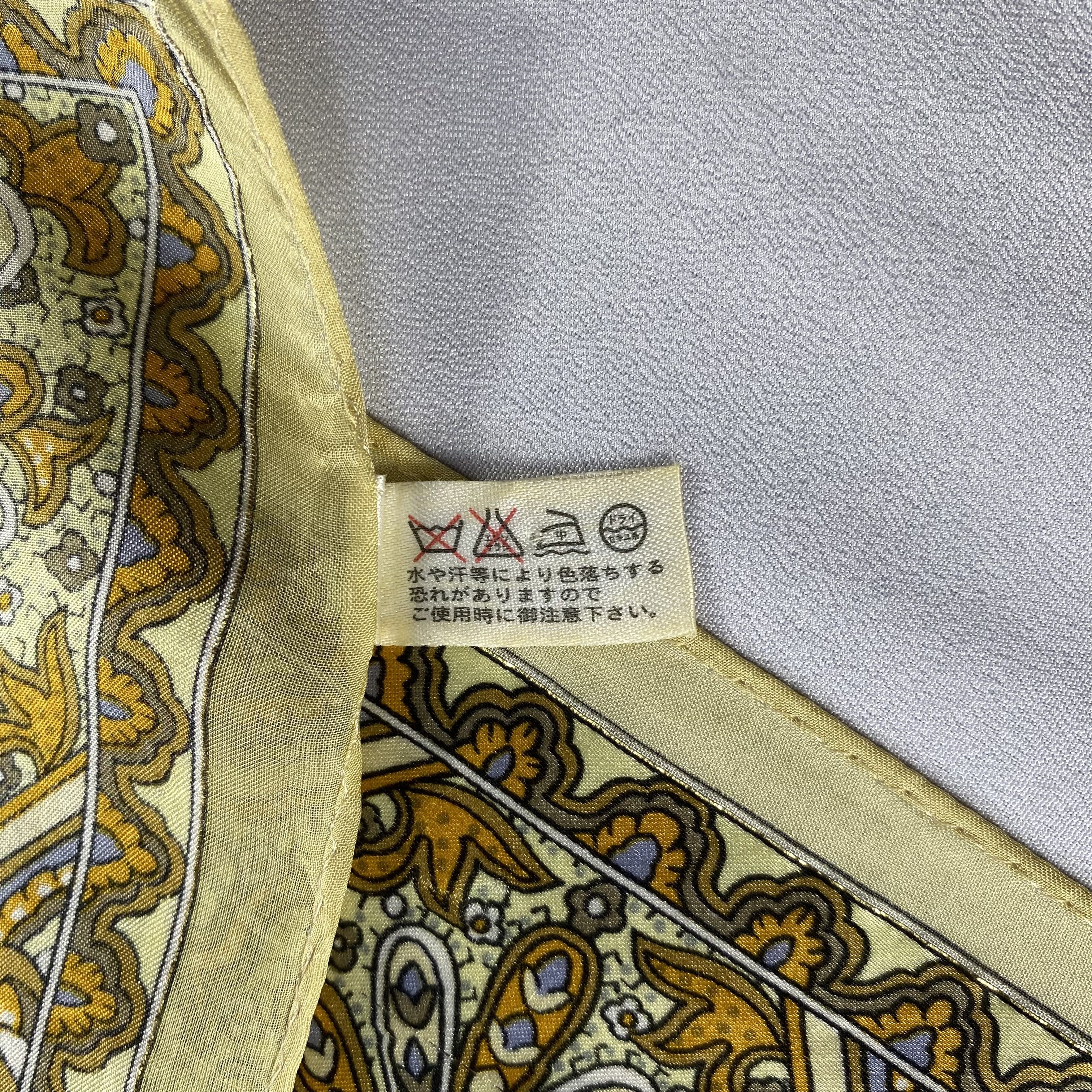 Japanese Brand × Vintage Vintage Italian Silk Scarf Hand Rolled Paisley SS076 Size ONE SIZE - 5 Thumbnail