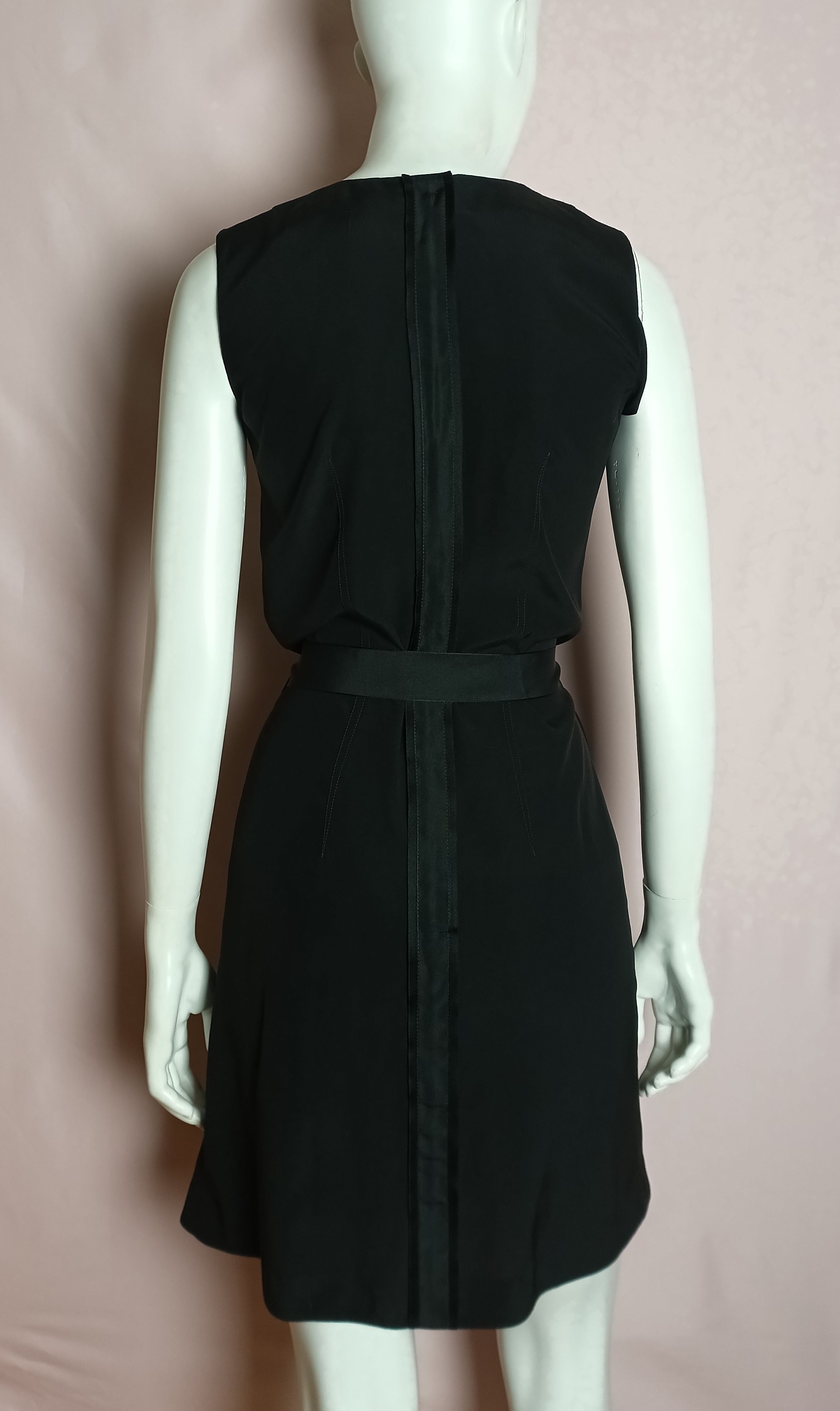 Louis Vuitton Louis Vuitton Elegant Black Silk Dress FR34 / US 2 Size XS / US 0-2 / IT 36-38 - 3 Thumbnail