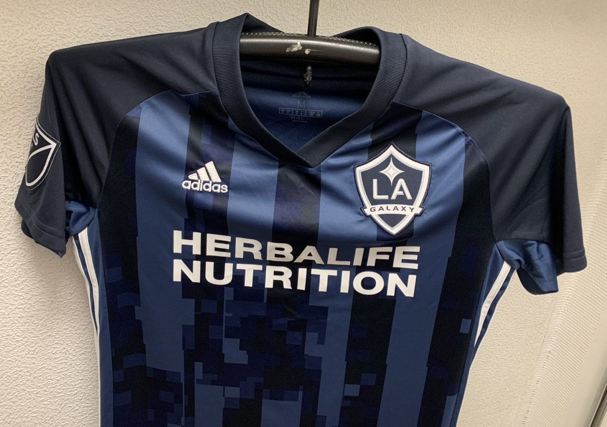 Adidas Adidas La Galaxy MLS soccer jersey M sz Herbalife Size US M / EU 48-50 / 2 - 6 Thumbnail