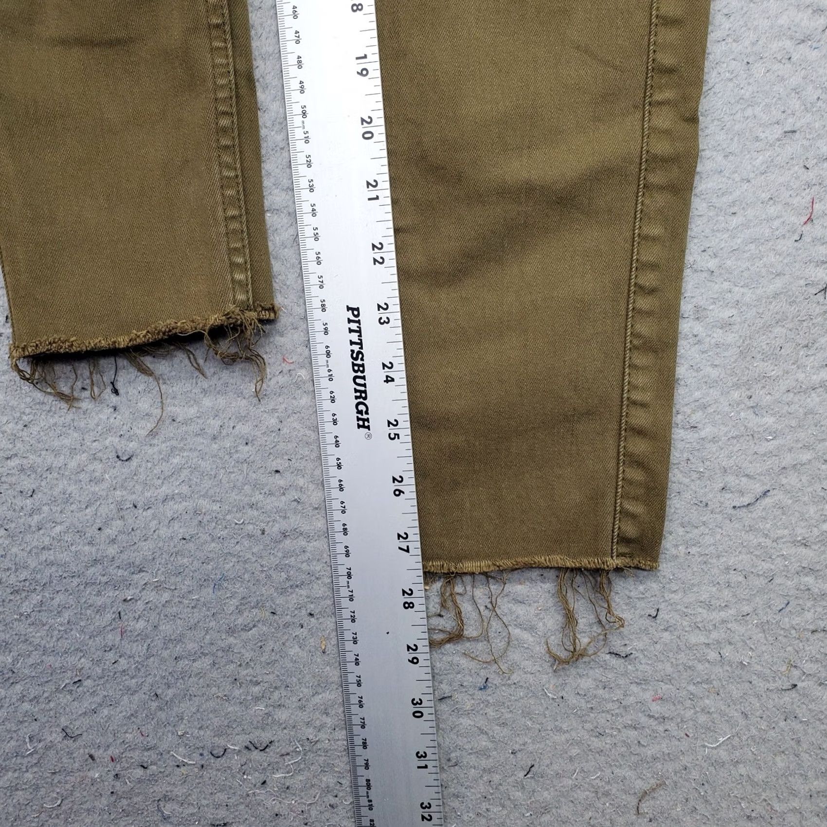 Abercrombie & Fitch Abercrombie & Fitch Signature Jeans Womens Size 27 Brown Skinny Denim 27x29 Solid Dark Brown 90s? No Vintage: N/A Size 27" / US 4 / IT 40 - 4 Thumbnail