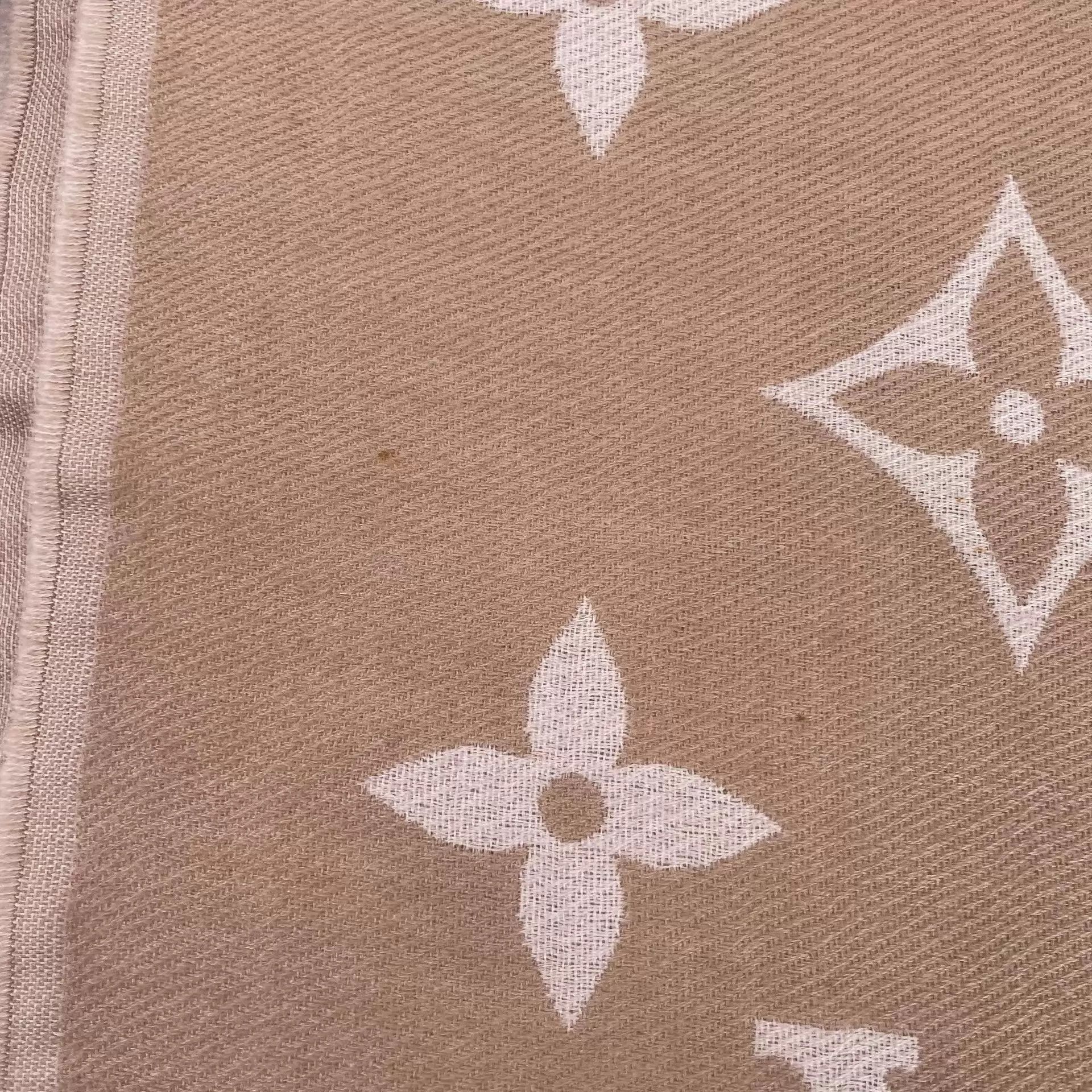 Louis Vuitton LV Wool Scarf Latte Color Size ONE SIZE - 9 Thumbnail