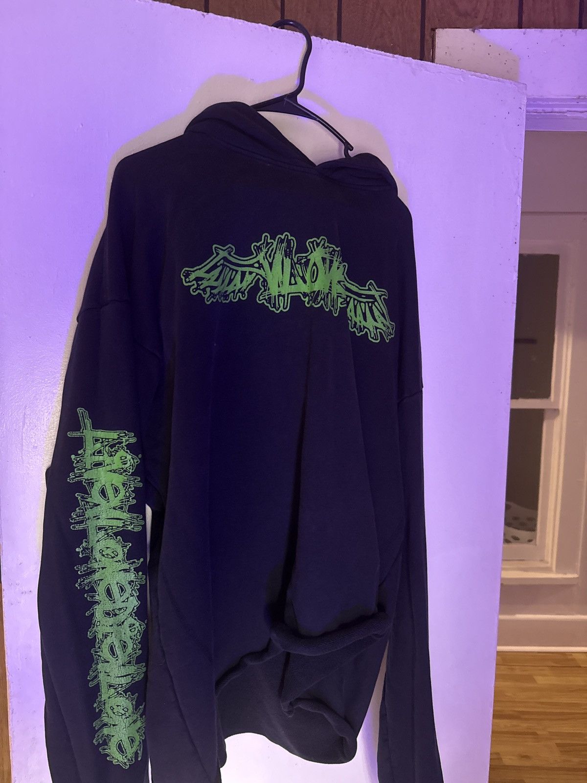 Vlone Vlone hoodie l green print with images on sleeves Size US XXL / EU 58 / 5 - 4 Thumbnail