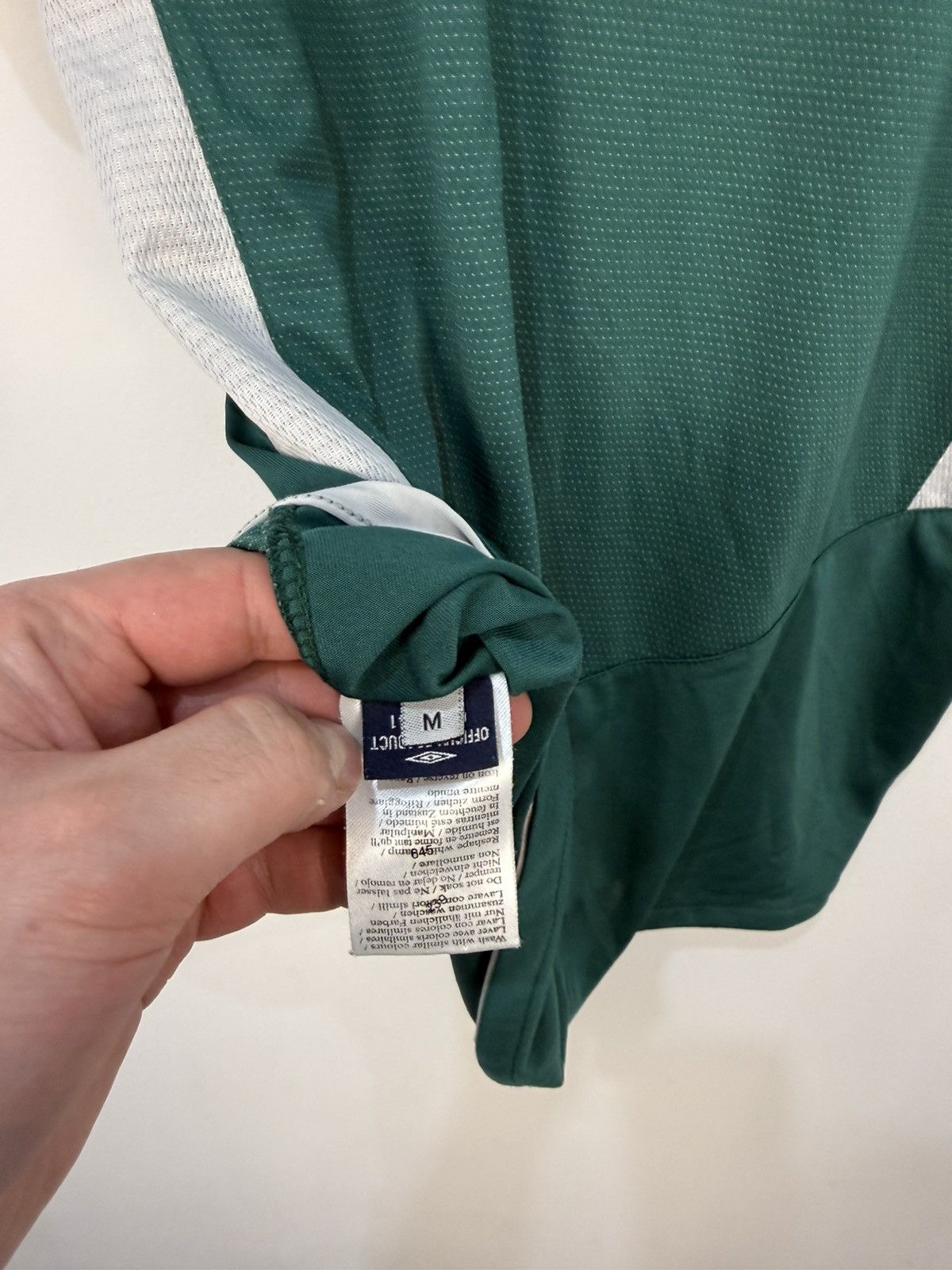 Umbro Umbro Celtic 2004/2005 Away Soccer Jersey Size US M / EU 48-50 / 2 - 10 Thumbnail