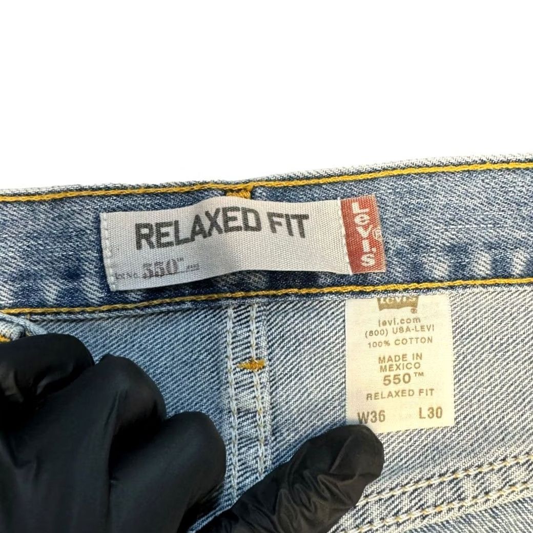 Levi's VINTAGE Levi's 550 Jeans Men 36x30 Lightwash Relaxed Fit Denim Cotton Baggy Western Cowboys 90s Mens Size US 36 / EU 52 - 7 Thumbnail