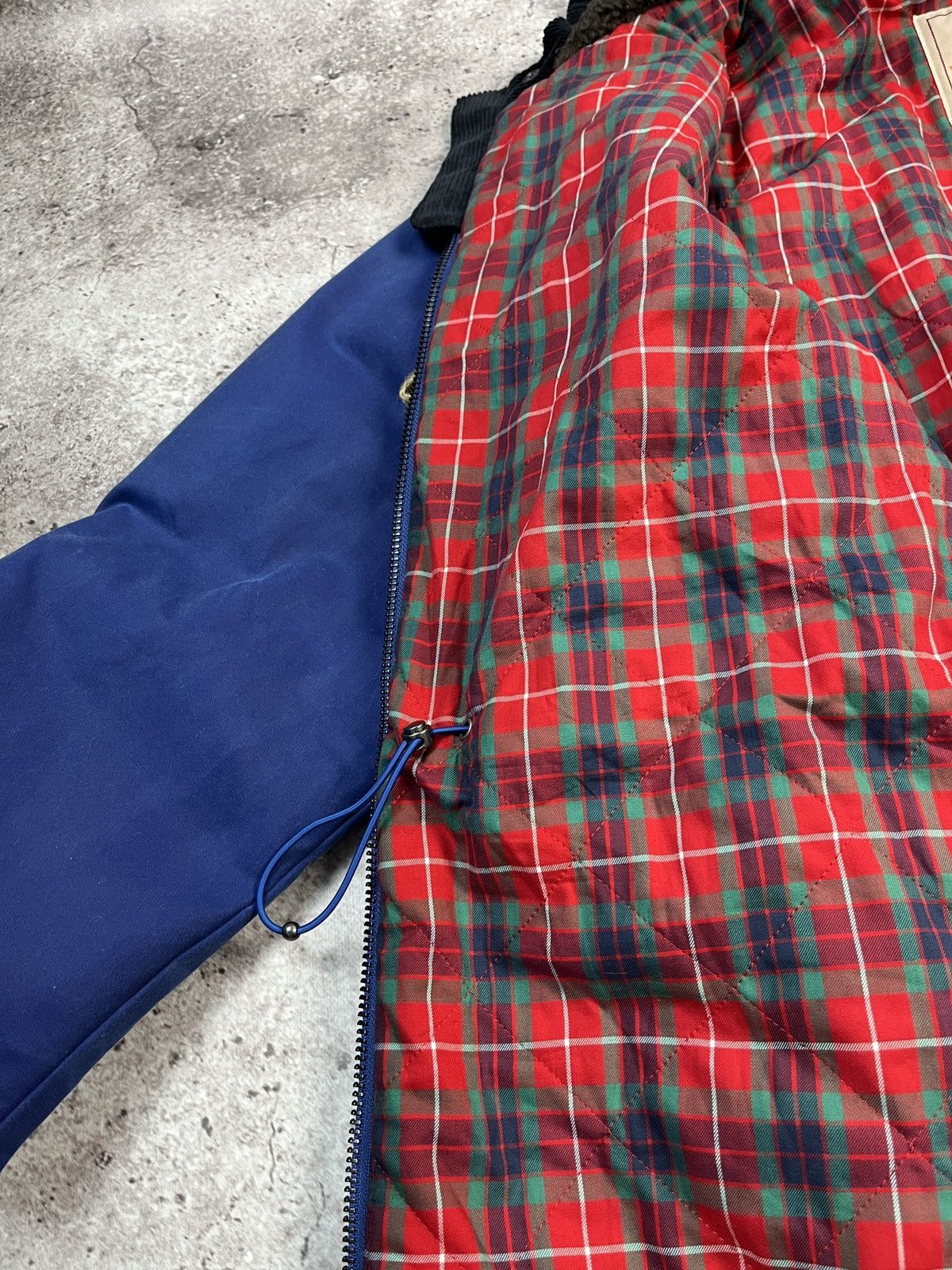 Baracuta Waxed Duffle Coat Deep Cobalt Size US L / EU 52-54 / 3 - 14 Thumbnail