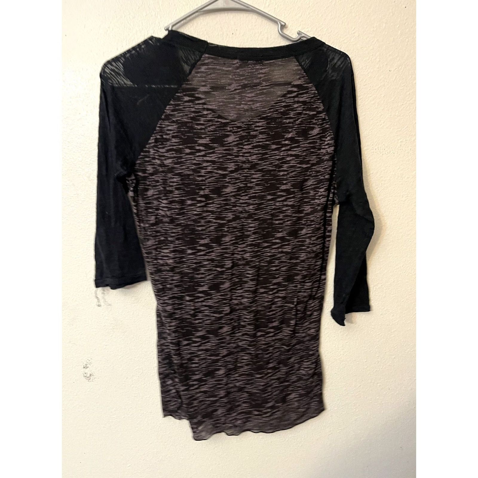 Vintage Seven Womens Sheer Black Gray 3/4 Sleeve Top Sequin Pocket Small Size S / US 4 / IT 40 - 2 Thumbnail