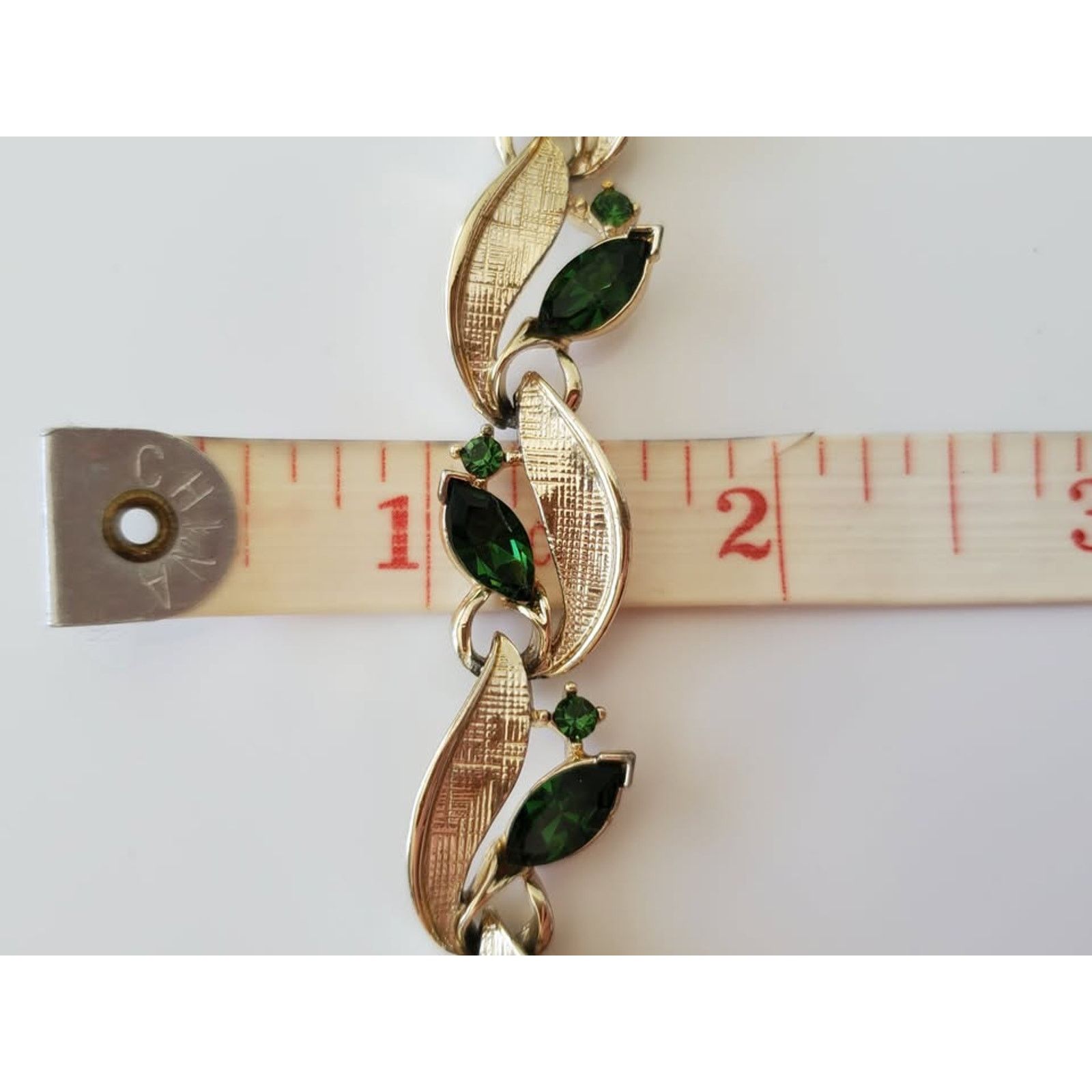 Other Vintage Green Rhinestone Lisner Designer Bracelet Size ONE SIZE - 6 Thumbnail