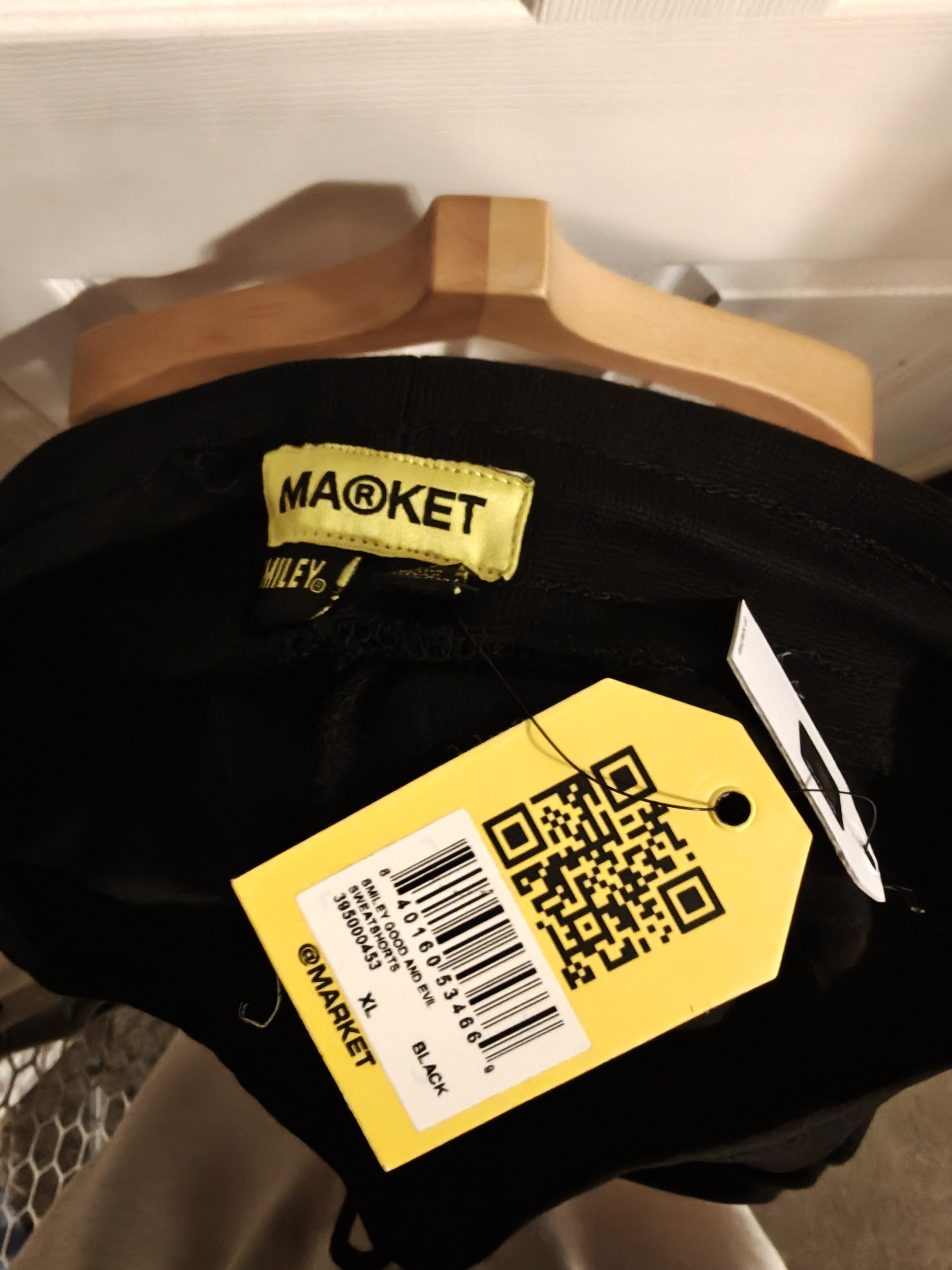 Market Smiley Good and Evil Sweatshorts "Black" Size US 38 / EU 54 - 3 Thumbnail