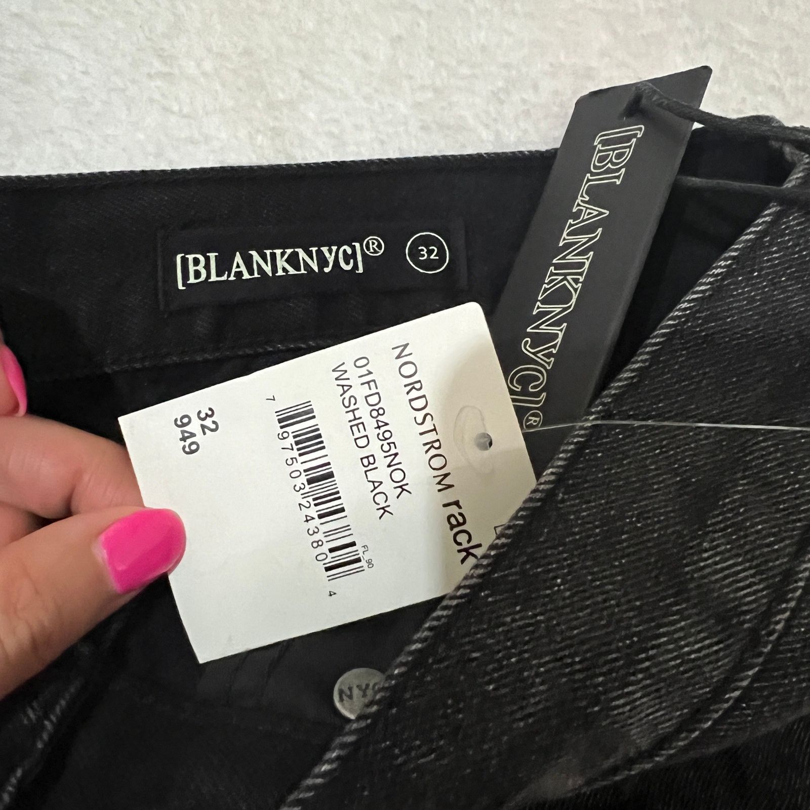 BLANKNYC Washed Black Button Front Distressed Hem High Rise Shorts Size 32" / US 10 / IT 46 - 5 Thumbnail