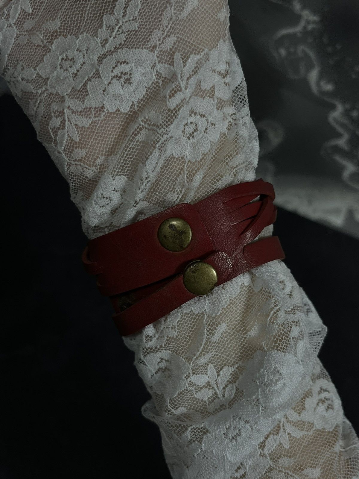 Jewelry × Vintage Vintage Red Leather Wrap Watch, Unique Boho Style Size ONE SIZE - 8 Thumbnail