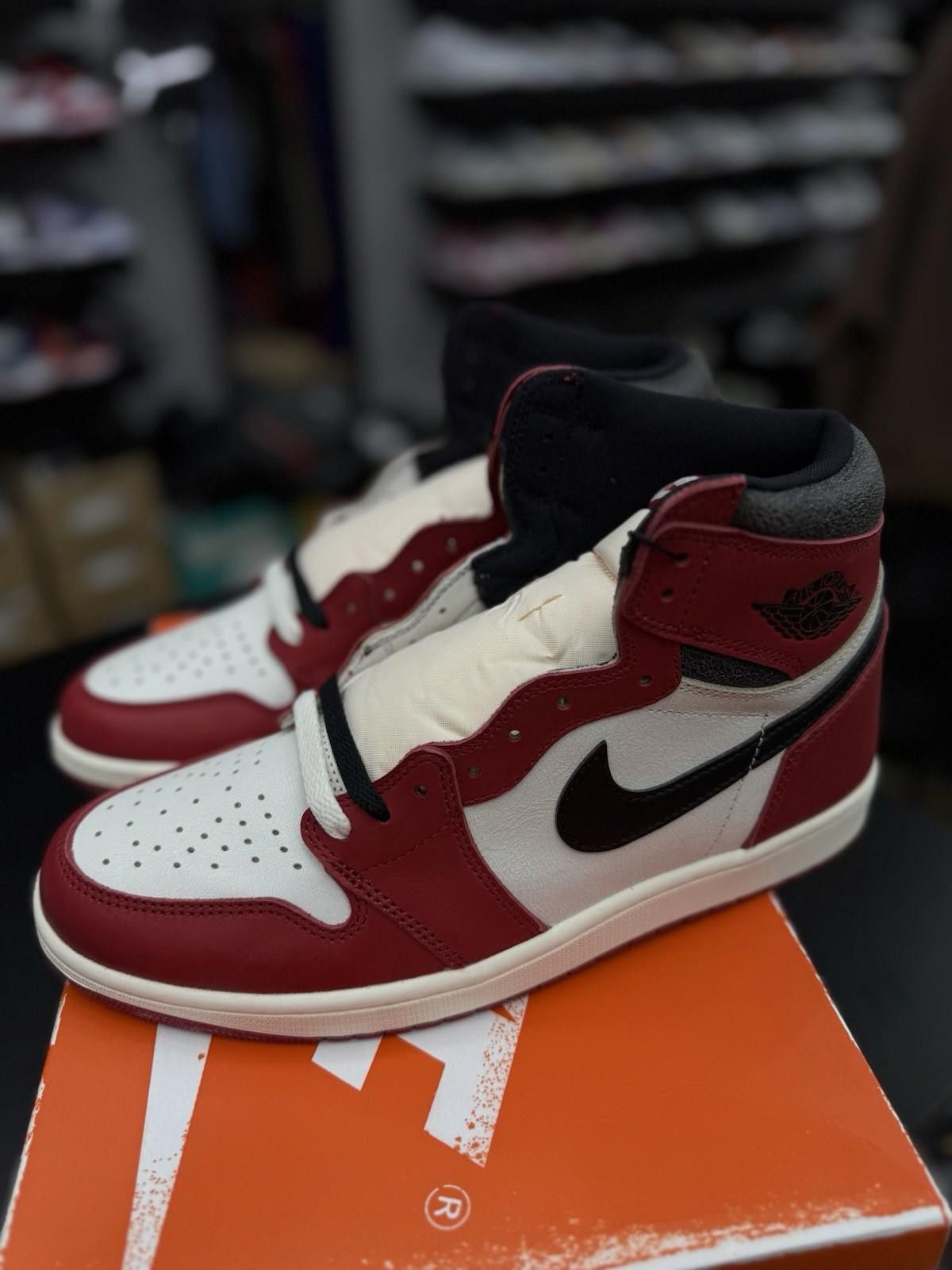 Jordan Brand Size 10.5 - Jordan 1 Retro High OG Chicago Lost & Found NEW Size US 10.5 / EU 43-44 - 10 Thumbnail