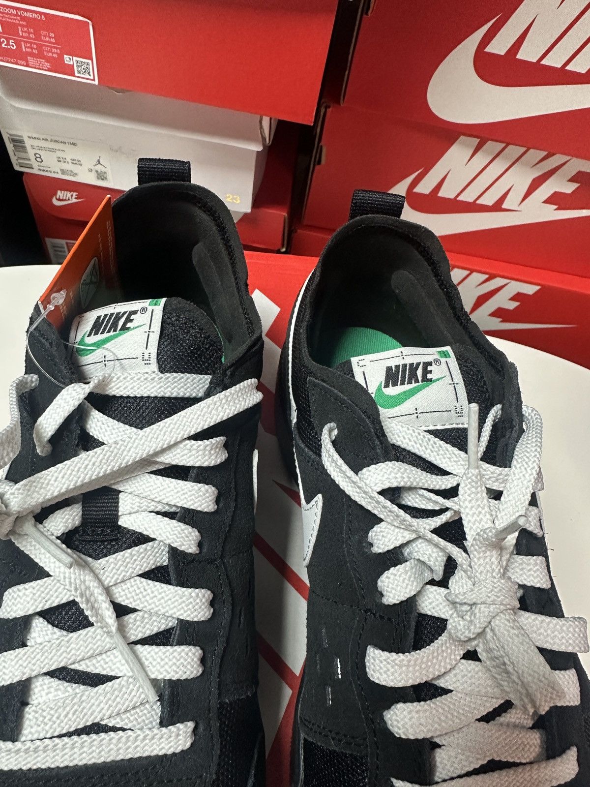 Nike *New Size 10.5 US MEN. Nike C1TY Black Summit/ White. Size US 10.5 / EU 43-44 - 7 Thumbnail