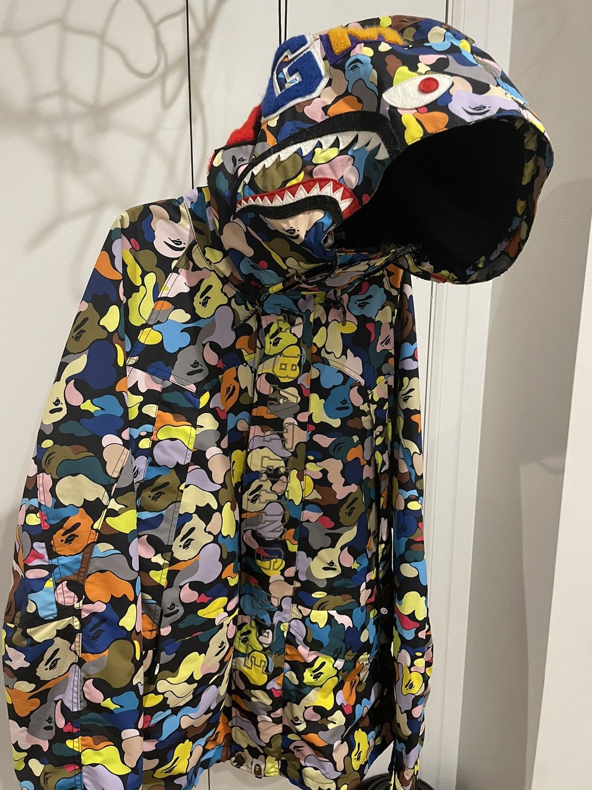 Bape multi camo shark snowboard jacket - メンズ