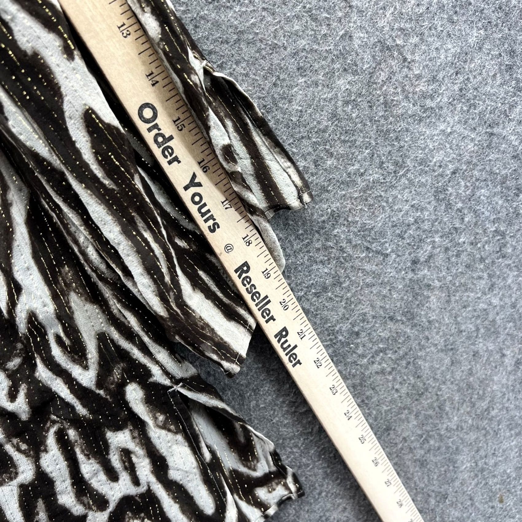Vintage VINTAGE Chico'S Shirt Womens 1 Brown Dress Zebra Beaded Embellished Silk Metallic Line Size XS / US 0-2 / IT 36-38 - 4 Thumbnail