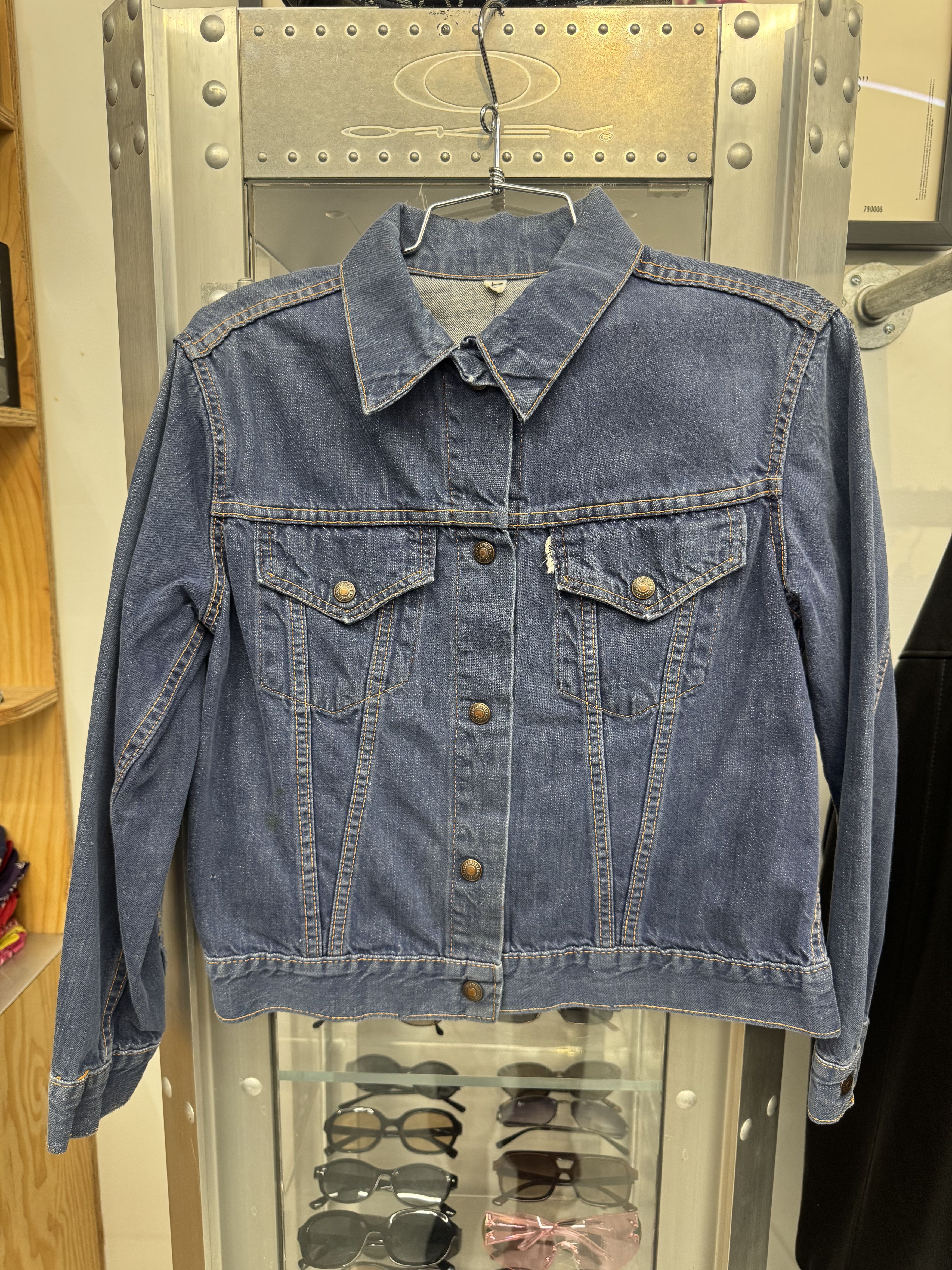 Levi's Vintage Levi's Denim Jacket Size L / US 10 / IT 46 - 1 Thumbnail