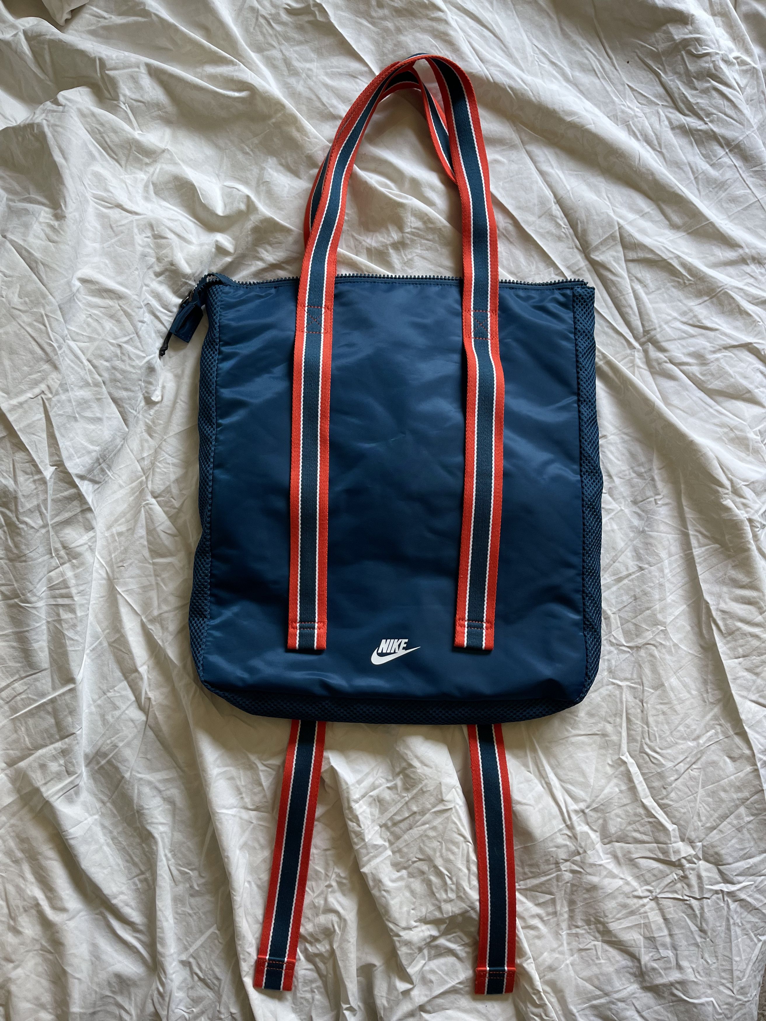 Nike Nike Air Max Satin Zippered Tote/Laptop Bag Size ONE SIZE - 4 Thumbnail
