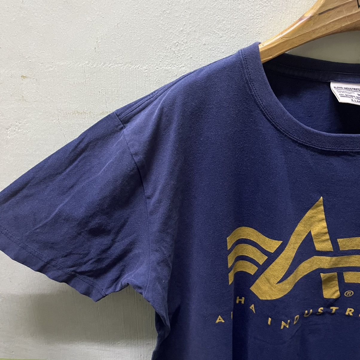 Alpha Industries Sunfaded Vintage Alpha Industries Logo Tees Size US L / EU 52-54 / 3 - 3 Thumbnail