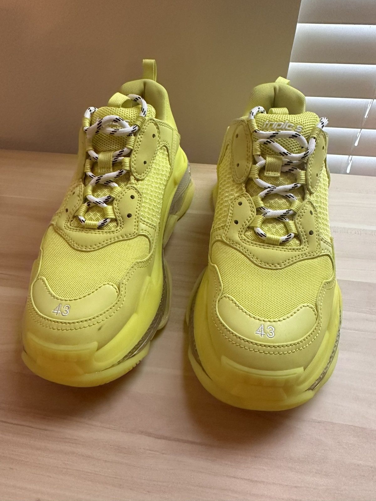 Balenciaga Balenciaga Triple S Clear Sole - Fluo Size US 10 / EU 43 - 9 Thumbnail