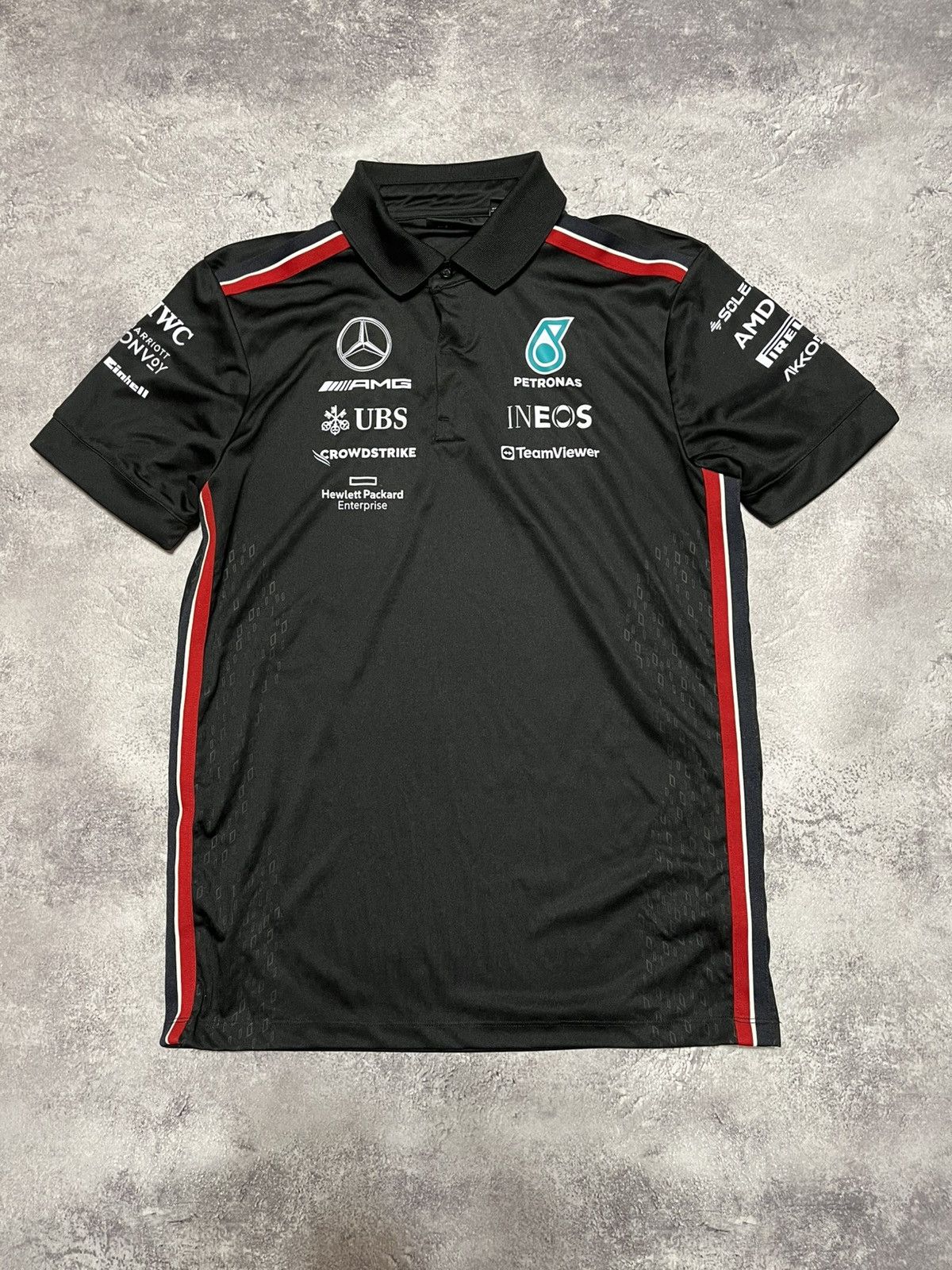 Formula 1 Petronas Crowdstrike Amg polo F1 team Size US M / EU 48-50 / 2 - 1 Thumbnail