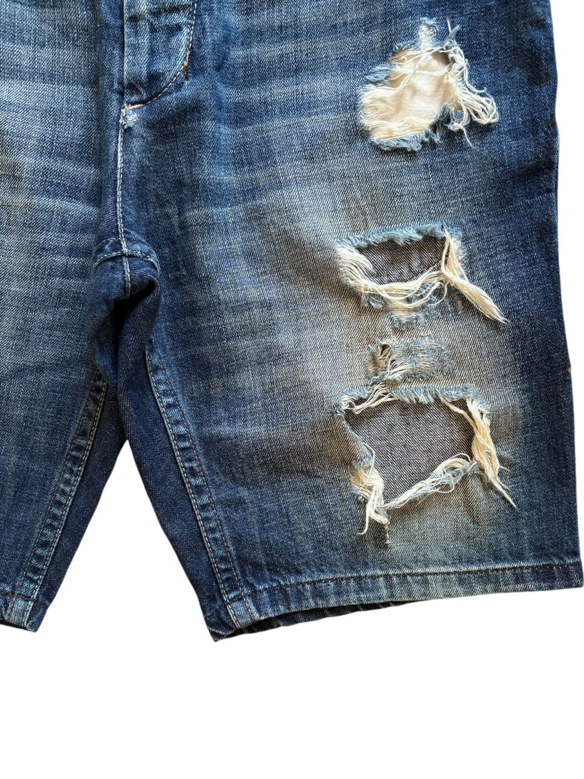 Japanese Brand SALES🔥Vintage Japanese Distressed Buckle Back Jean Shorts Size US 34 / EU 50 - 9 Thumbnail