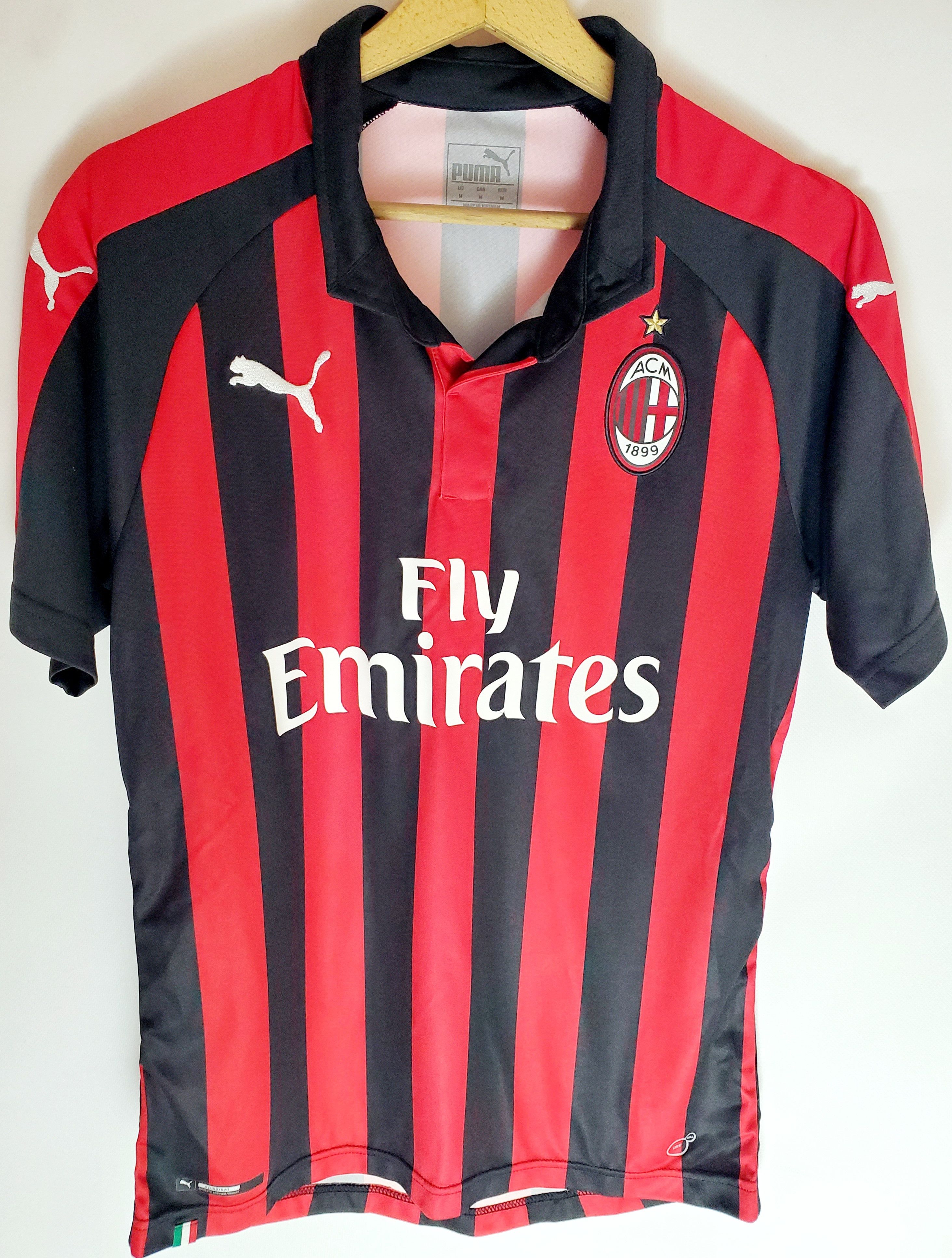 Adidas AC Milan Football Shirt - 2018 2019 - Home M New condition Size US M / EU 48-50 / 2 - 1 Thumbnail