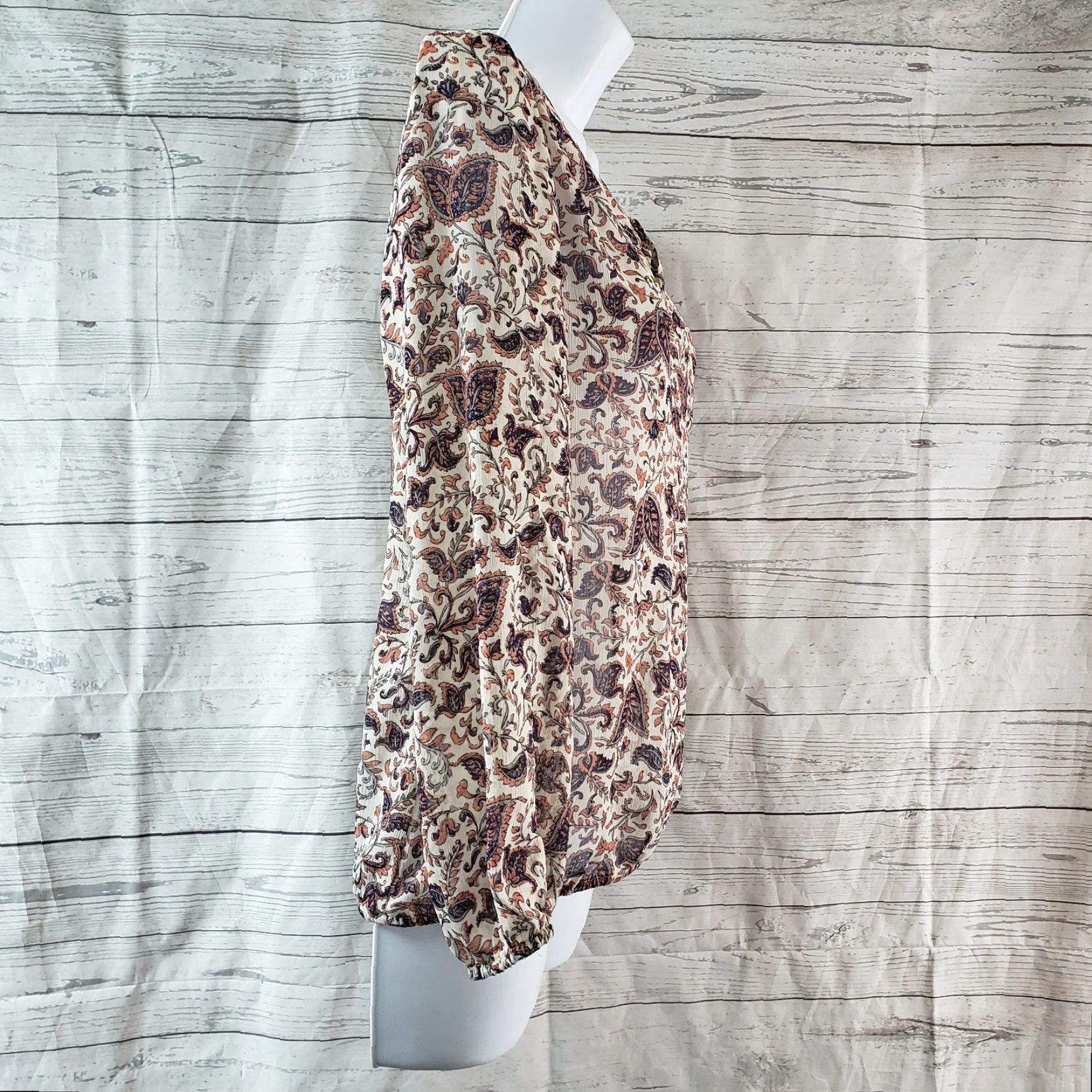 Lucky Brand Lucky Brand Blouse Women Small Pink Floral Sheer Elastic Waist Shirt Women's Small Pink Floral Sheer Elastic Waist Lucky Brand Blouse Size S / US 4 / IT 40 - 3 Thumbnail