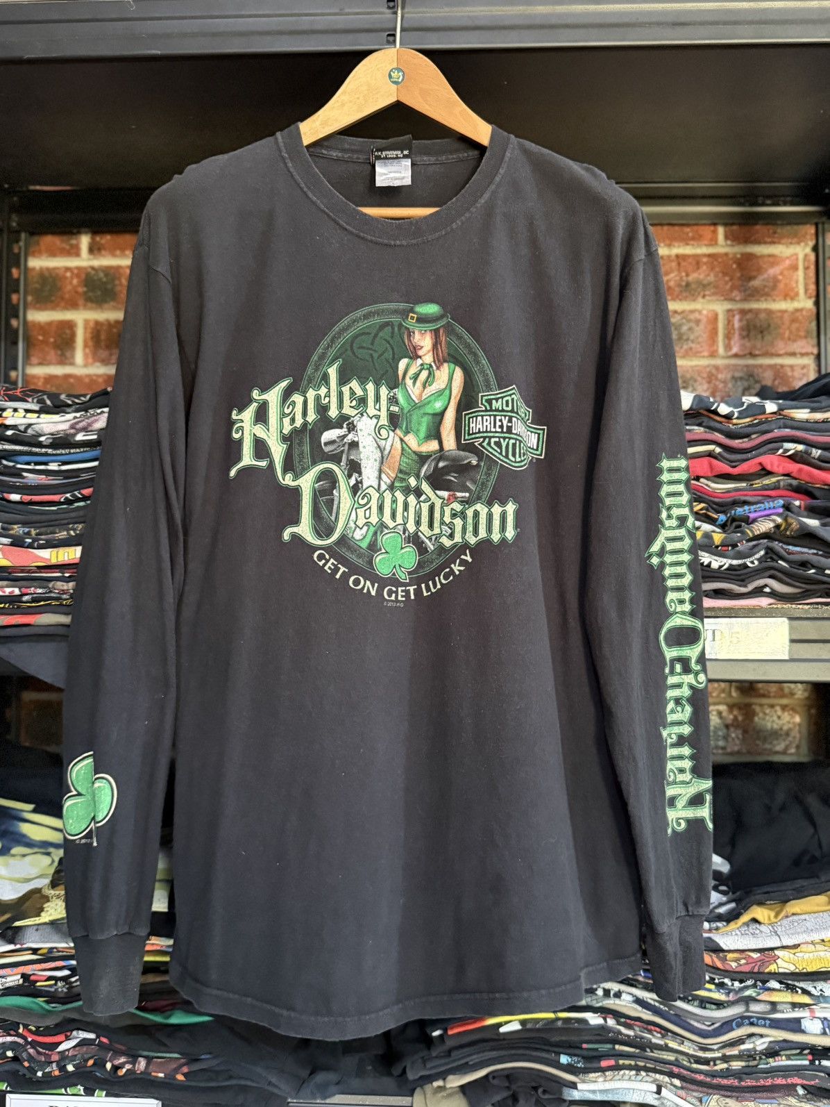 Harley Davidson Vintage Harley Davidson Get On Get Lucky Nekad Girl Faded T Size US L / EU 52-54 / 3 - 1 Thumbnail