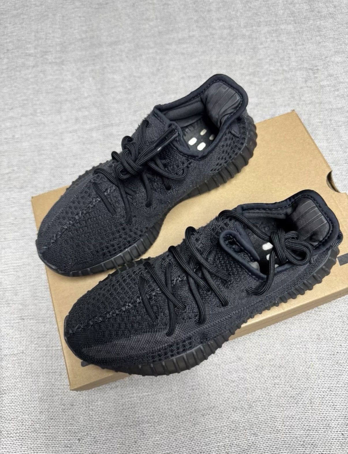 Adidas Adidas Yeezy 350 Onyx HQ4540 K37 Size US 7 / EU 40 - 3 Thumbnail
