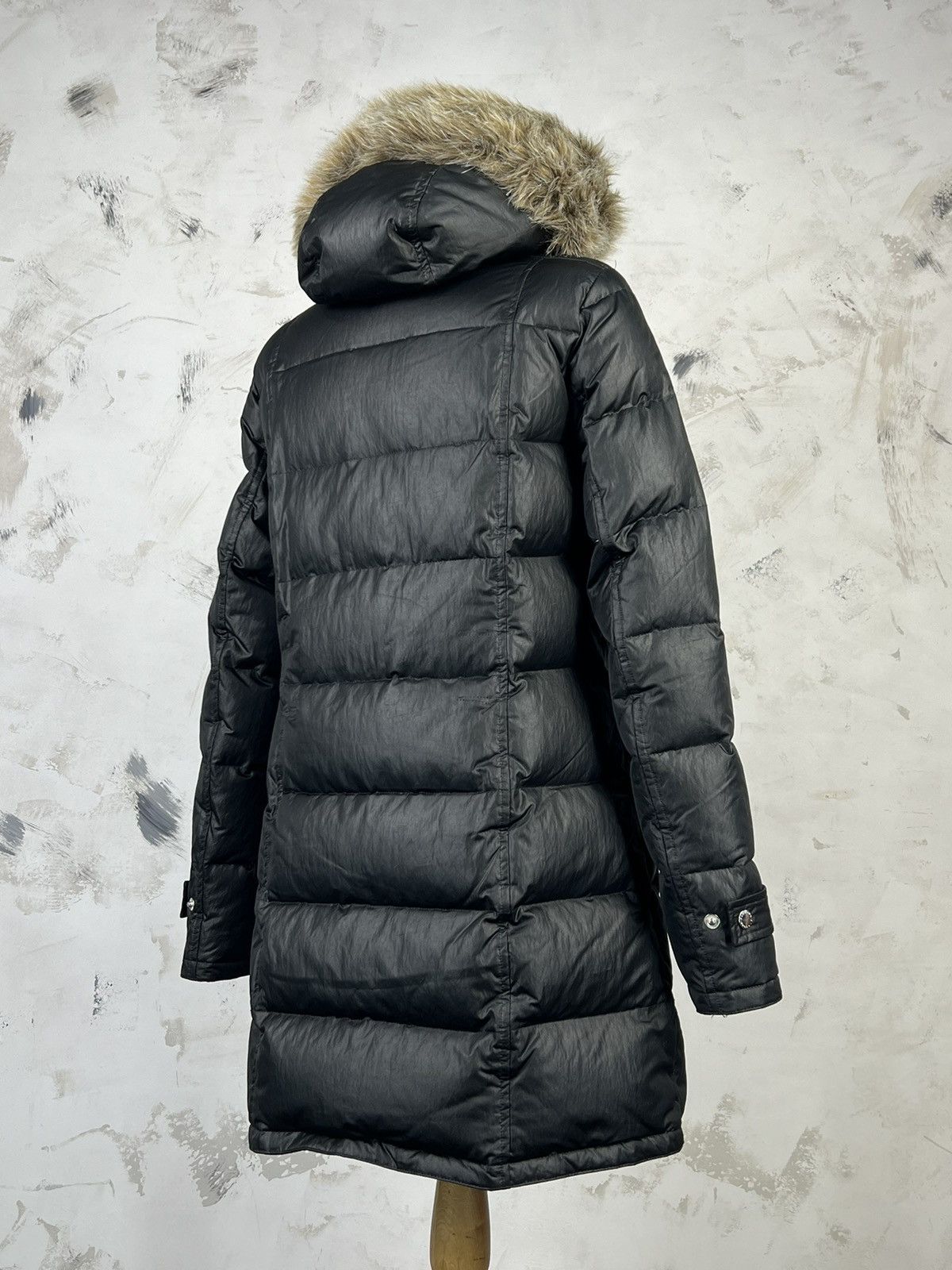 Barbour Vintage Barbour Artic Down Parka Fur Hood Size S - M 8 Size M / US 6-8 / IT 42-44 - 4 Thumbnail