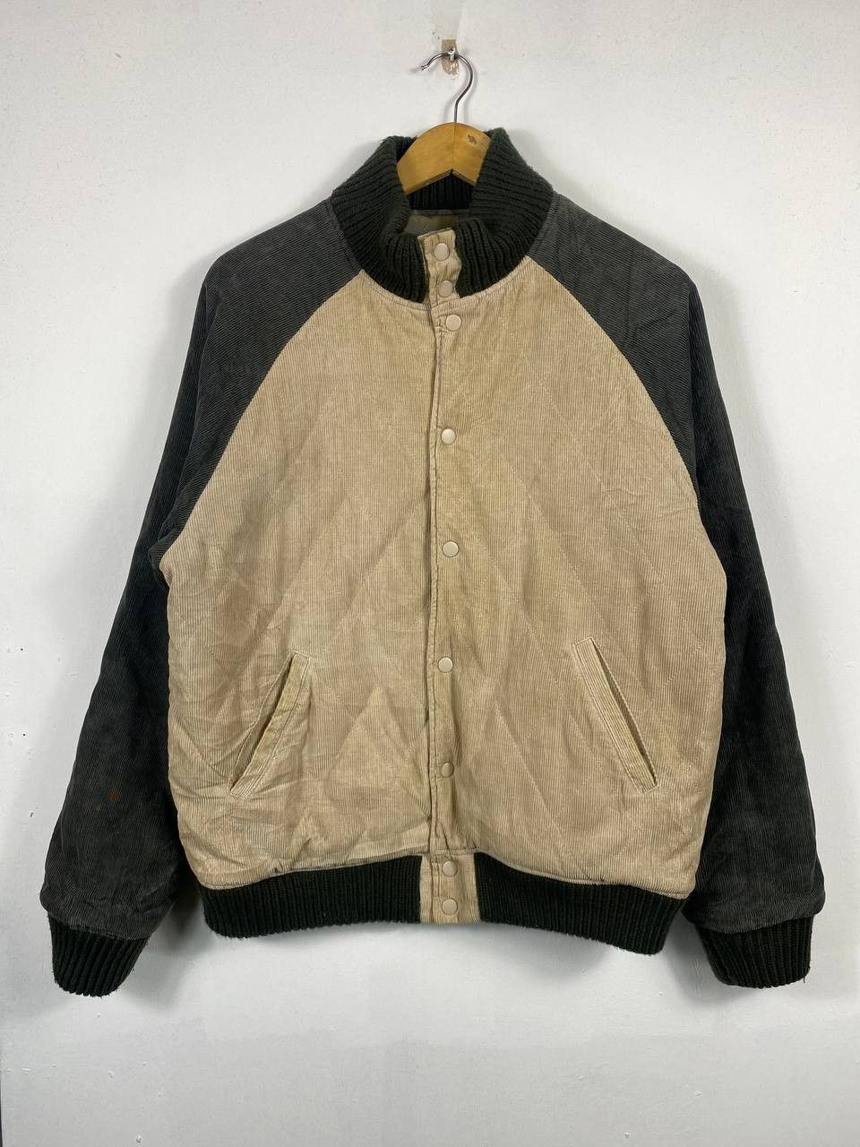 Japanese Brand japanese brand corduroy camo reversible bomber jacket Size US L / EU 52-54 / 3 - 1 Thumbnail