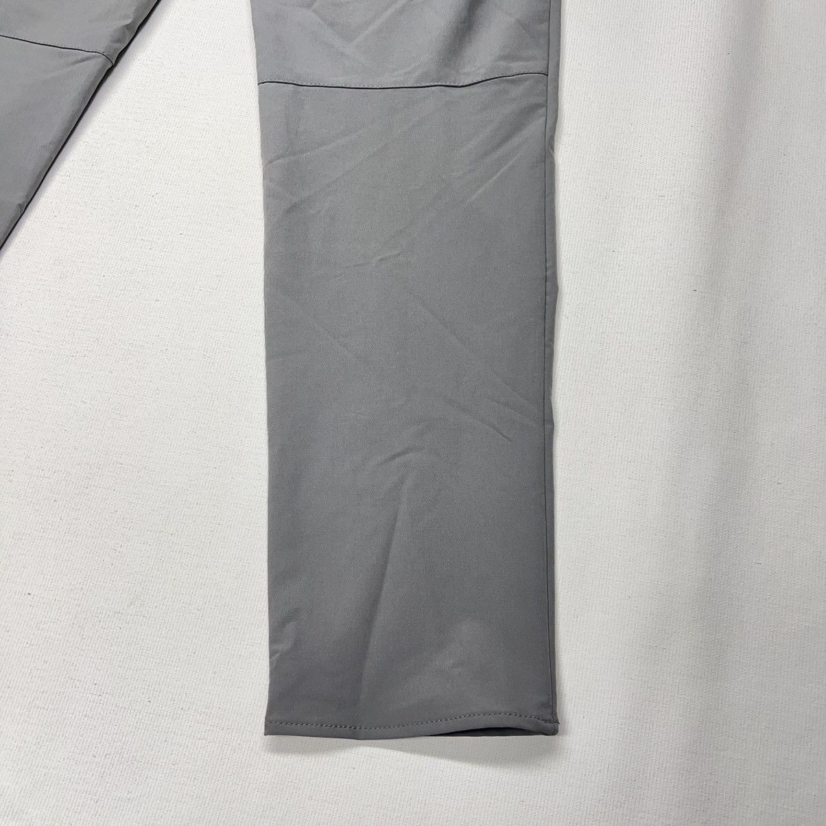 Banana Republic Banana Republic Pants Grey Slim Tapered Fit Active Stretch Size US 31 - 16 Thumbnail