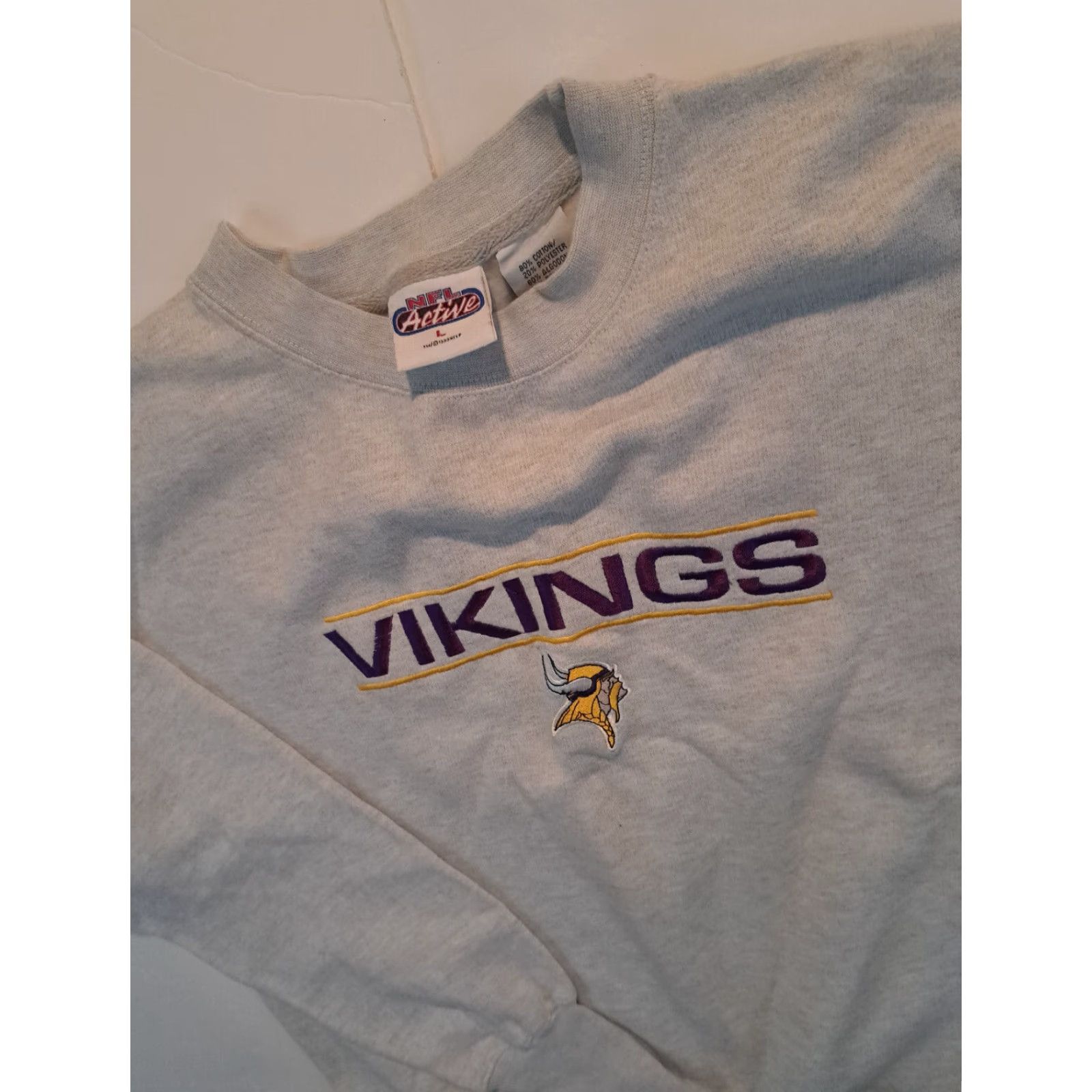 NFL NFL Active Minnesota Vikings Sweatshirt L Gray Embroidered Crew Neck Pullover Heavyweight Football USA Men Size US L / EU 52-54 / 3 - 4 Thumbnail