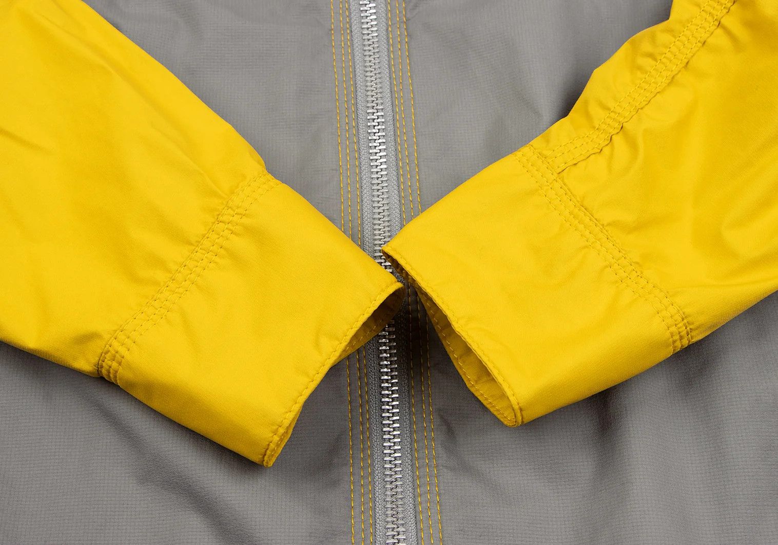 Junya Watanabe Windstopper Nylon Mountain Parka in Yellow, Blue, Grey Size US XS / EU 42 / 0 - 6 Thumbnail