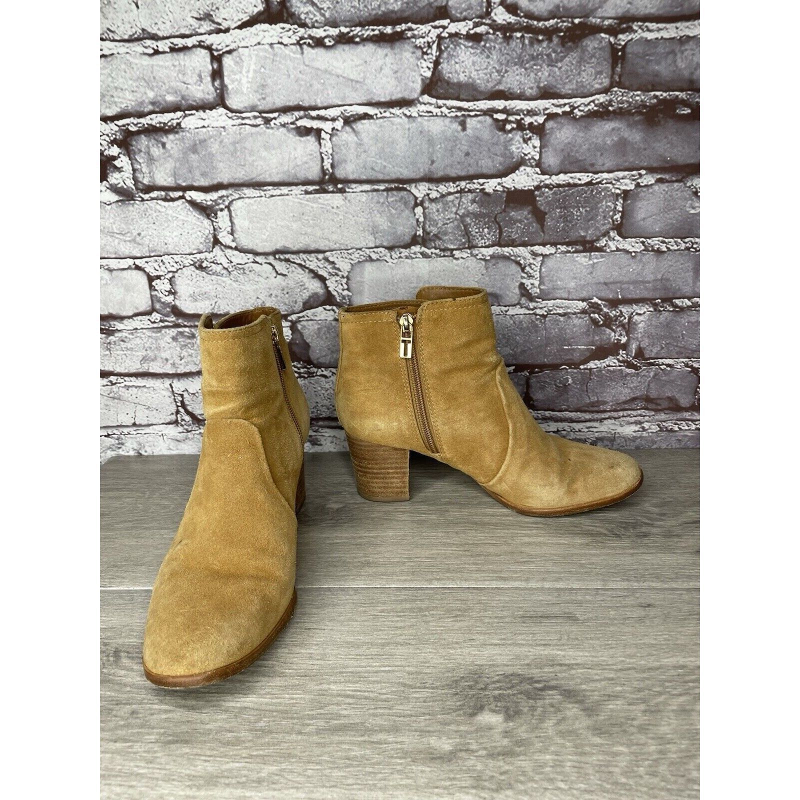 Tory Burch Tory Burch Tan Suede Leather Side Zipper High Heel Booties W Size US 7.5 / IT 37.5 - 9 Thumbnail