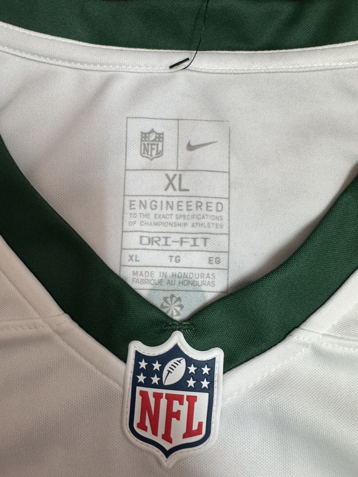Nike Nike Engineered New York Jets Aaron Rodgers #8 NFL Jersey Size US XL / EU 56 / 4 - 5 Thumbnail