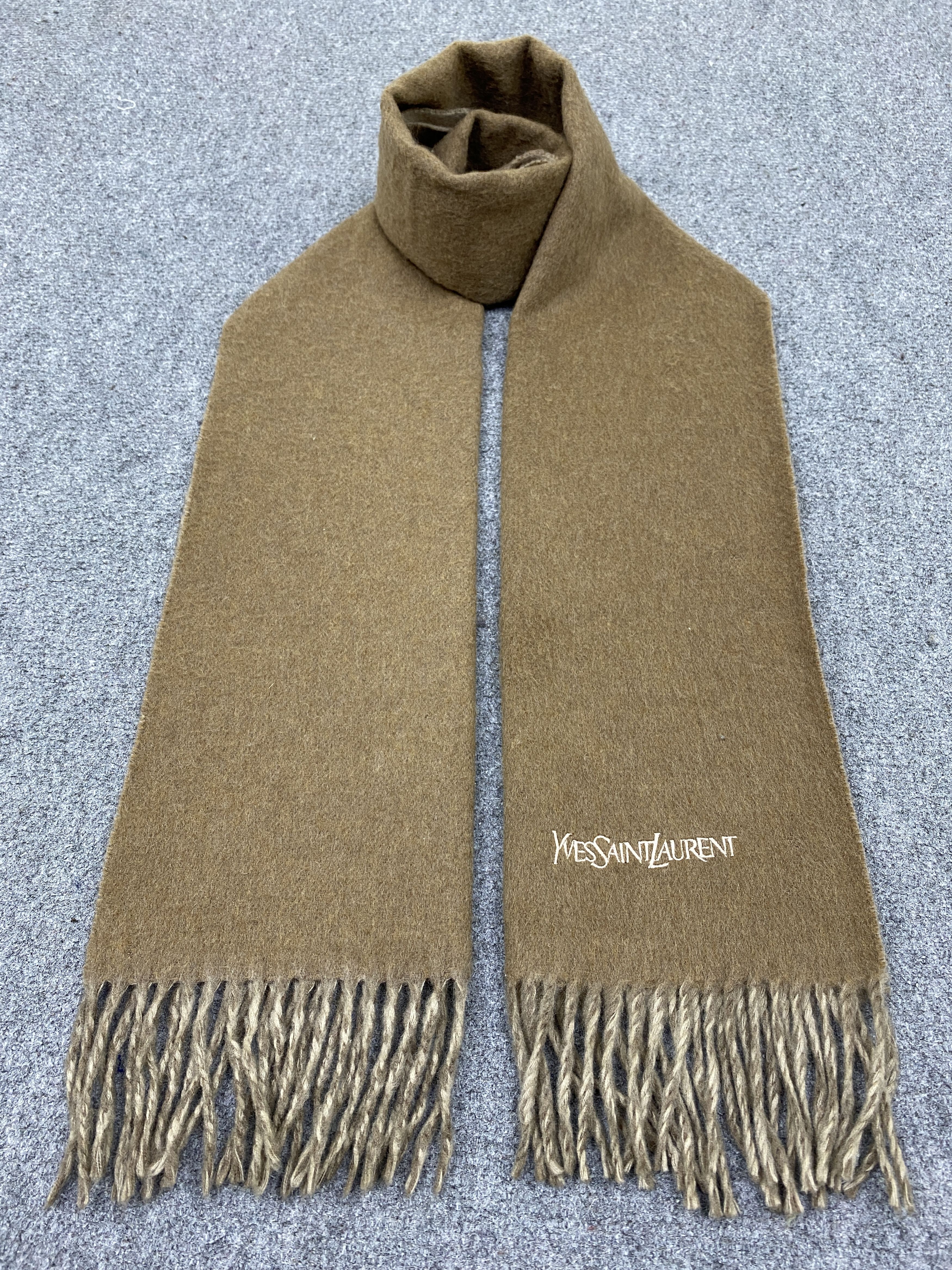 Yves Saint Laurent Scarf Muffler Neckwear SC0344