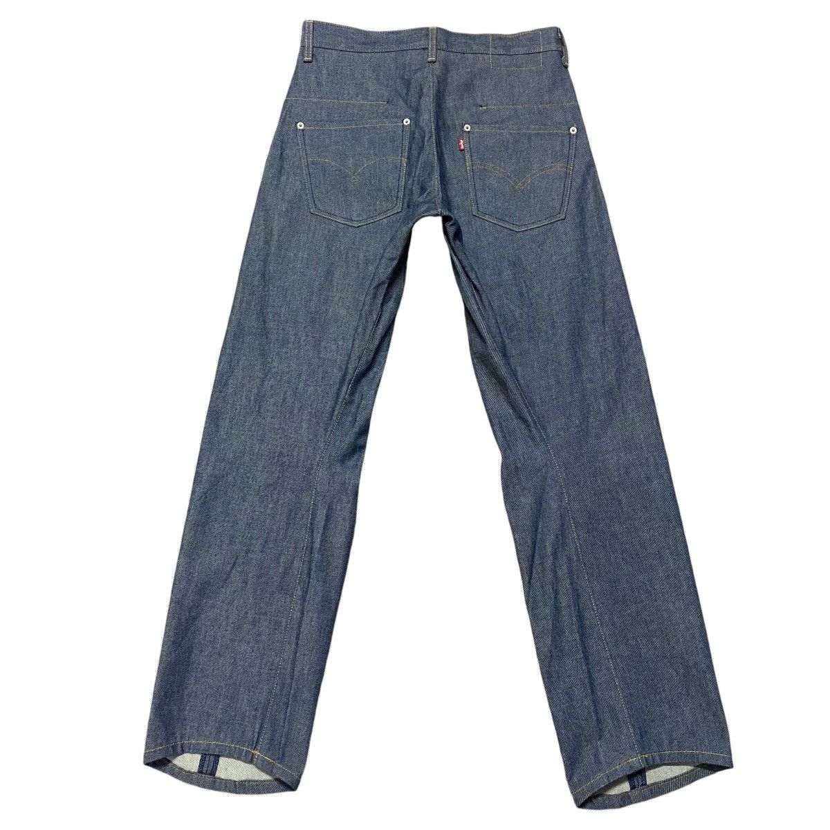 Levi's Vintage Levis Engineered Regular Fit Jeans 30x31 Size US 30 / EU 46 - 1 Thumbnail