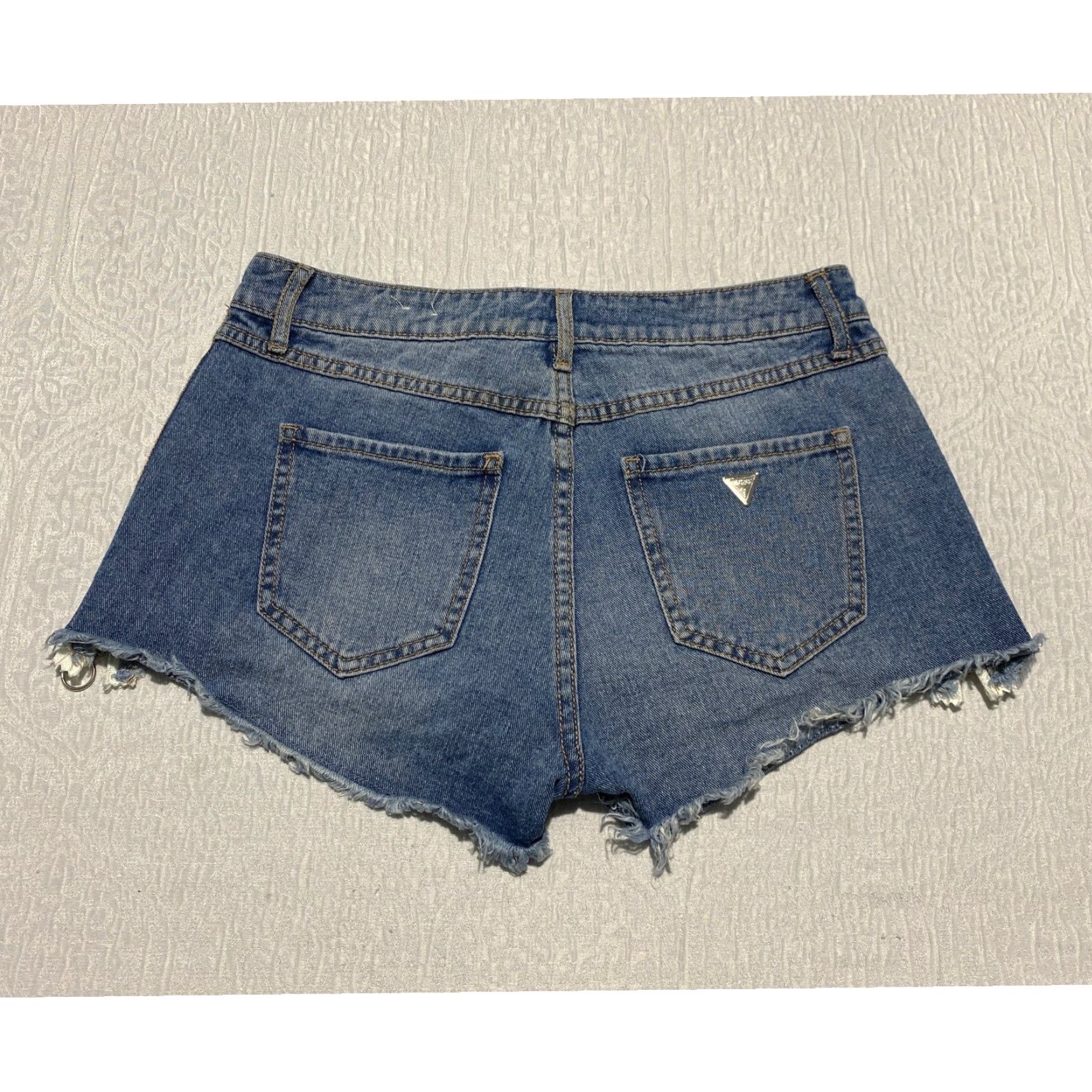 Guess VINTAGE Size 42" / US 20 - 3 Thumbnail