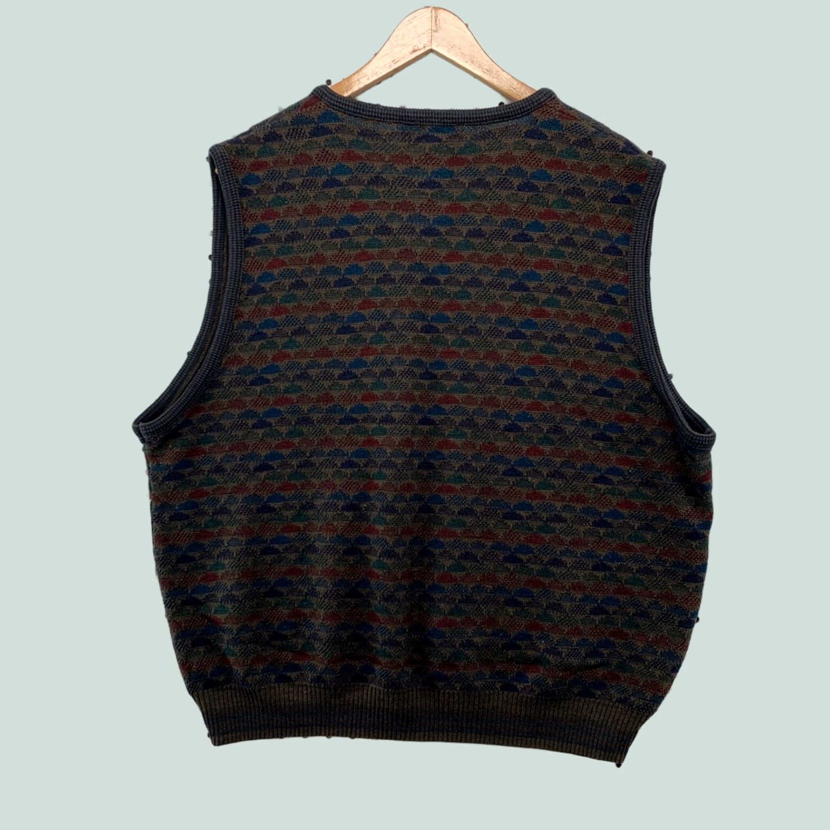 Croft & Barrow Vintage Croft Barrow Sweater Vest XL Brown Wool Geometric Knit Italy Mens Size US XL / EU 56 / 4 - 1 Thumbnail