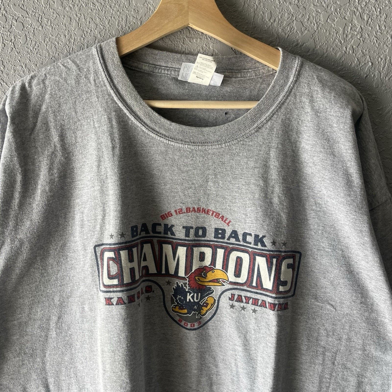 Vintage Vintage 2003 Back To Back Champions KU Jayhawks T-shirt Men’ Size US XXL / EU 58 / 5 - 2 Thumbnail
