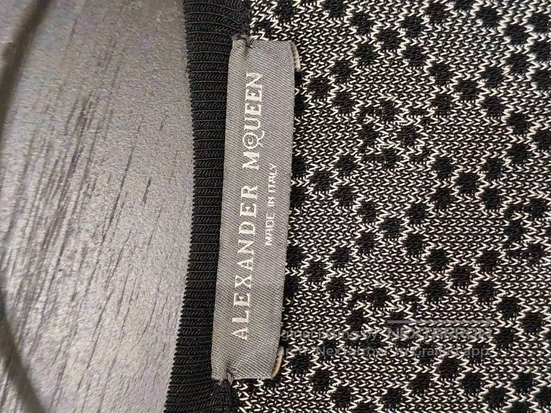 Alexander McQueen Alexander McQueen Heavy Work Dress M. Size M / US 6-8 / IT 42-44 - 5 Thumbnail