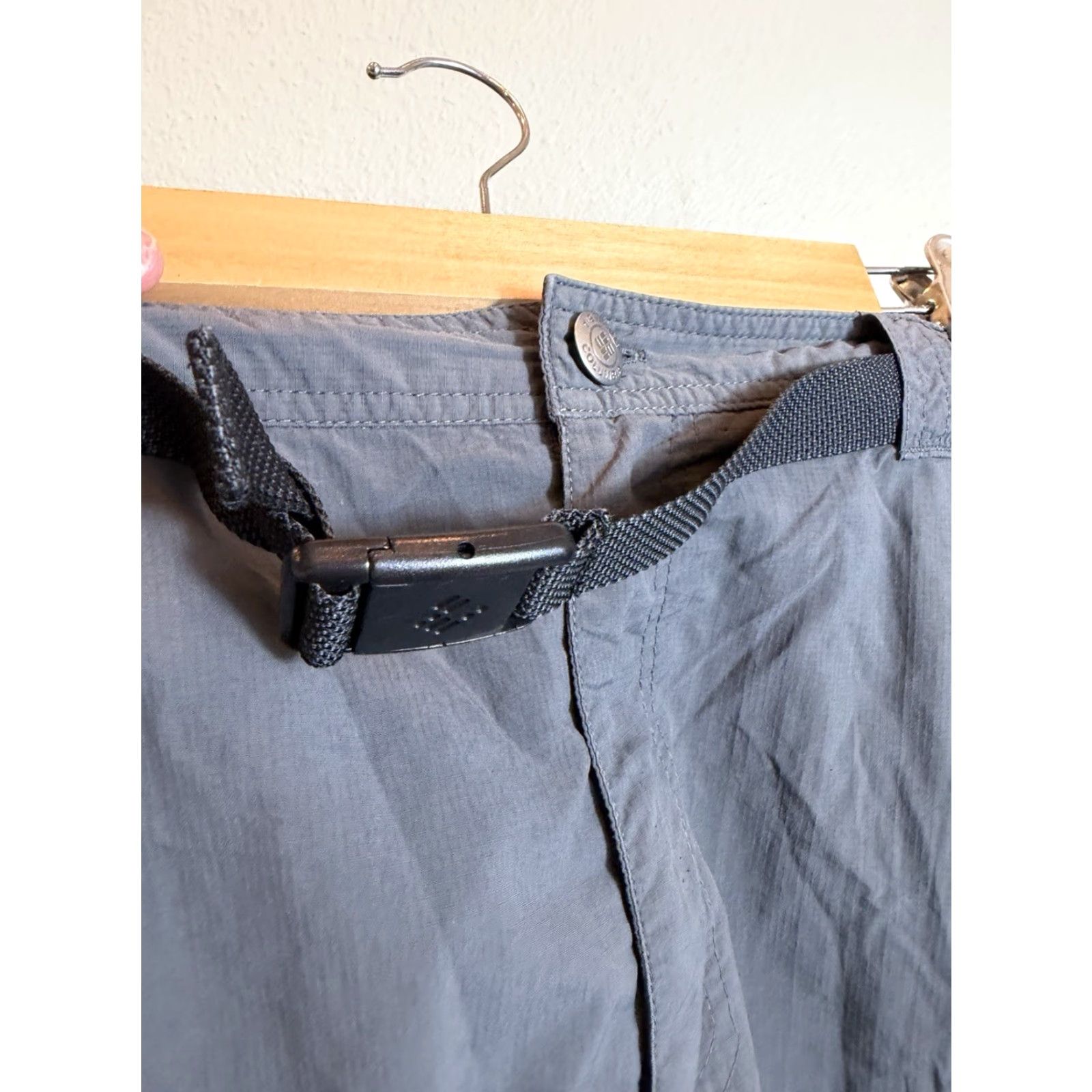 Vintage Columbia Cargo Shorts Belted Mens 38x10 Gray Omni Shade Cargo Belted Mens Size US 38 / EU 54 - 6 Thumbnail