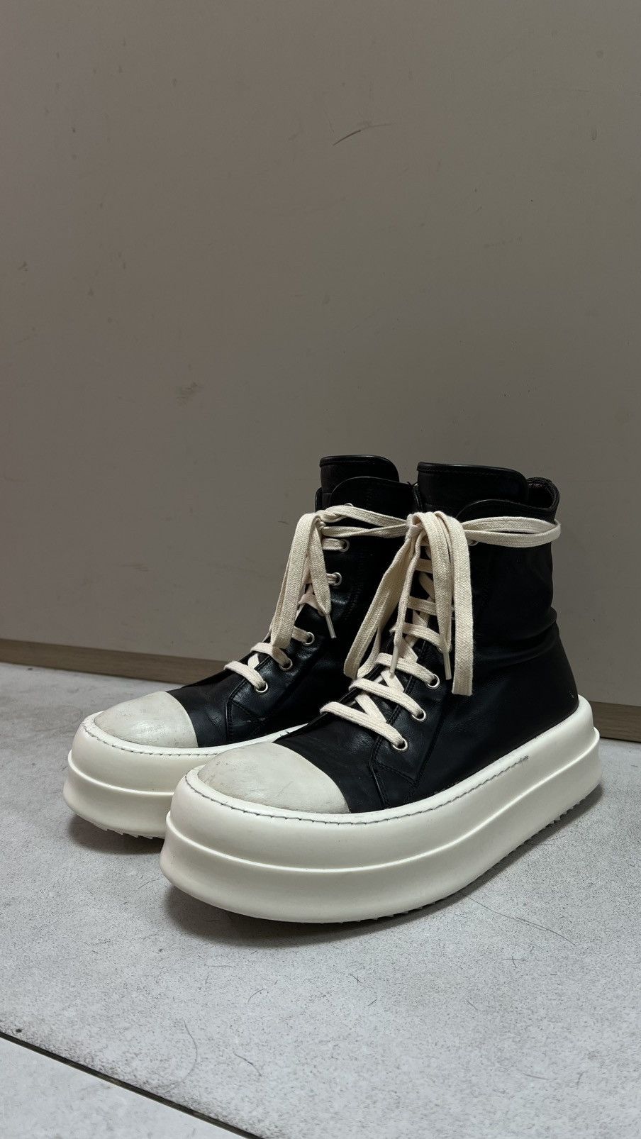 Rick Owens Rick owens drkahdw ramones high top sneaker sz40 Size US 7 / EU 40 - 1 Thumbnail