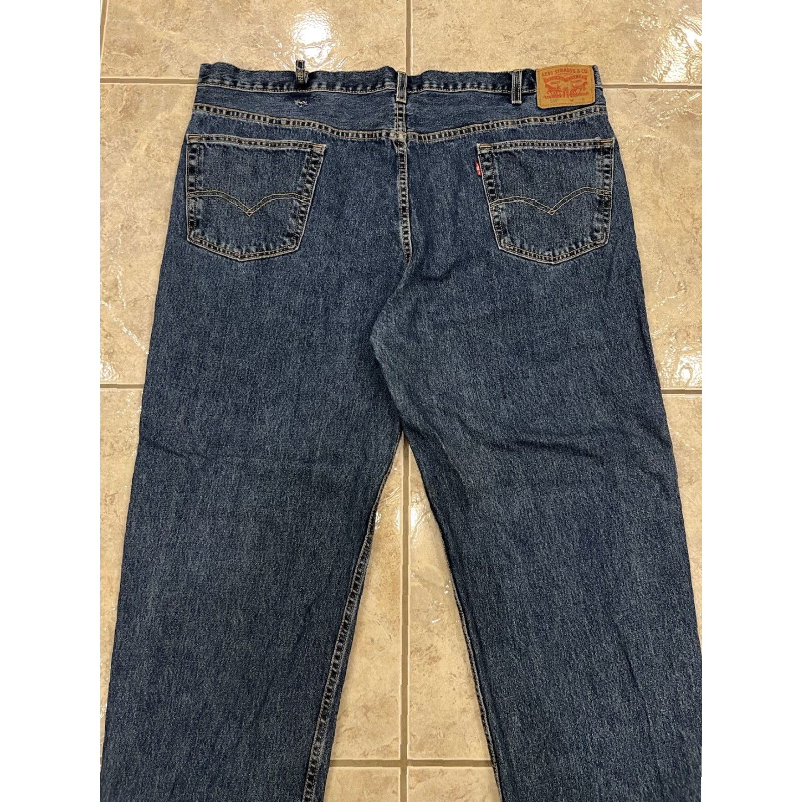 Levi's Levi's 550 Jeans Relaxed Fit Denim Blue 100% Cotton Men 46X32 Shirt? Size US 30 / EU 46 - 3 Thumbnail