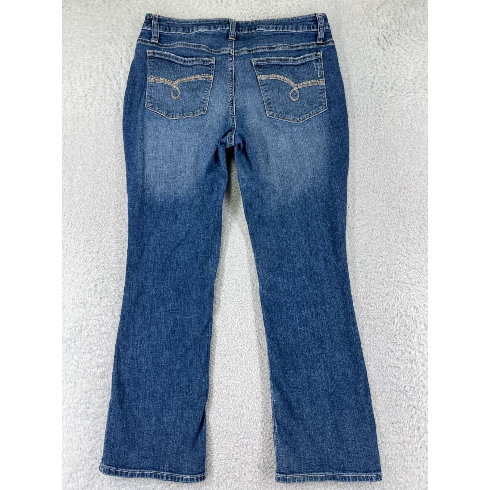 Lee Lee Jeans Women's Blue Denim Straight Low Rise Cotton 27x28 Regular 6 Inseam 28 Pockets Button Logo USA Made Jeans Size 28" / US 6 / IT 42 - 2 Thumbnail